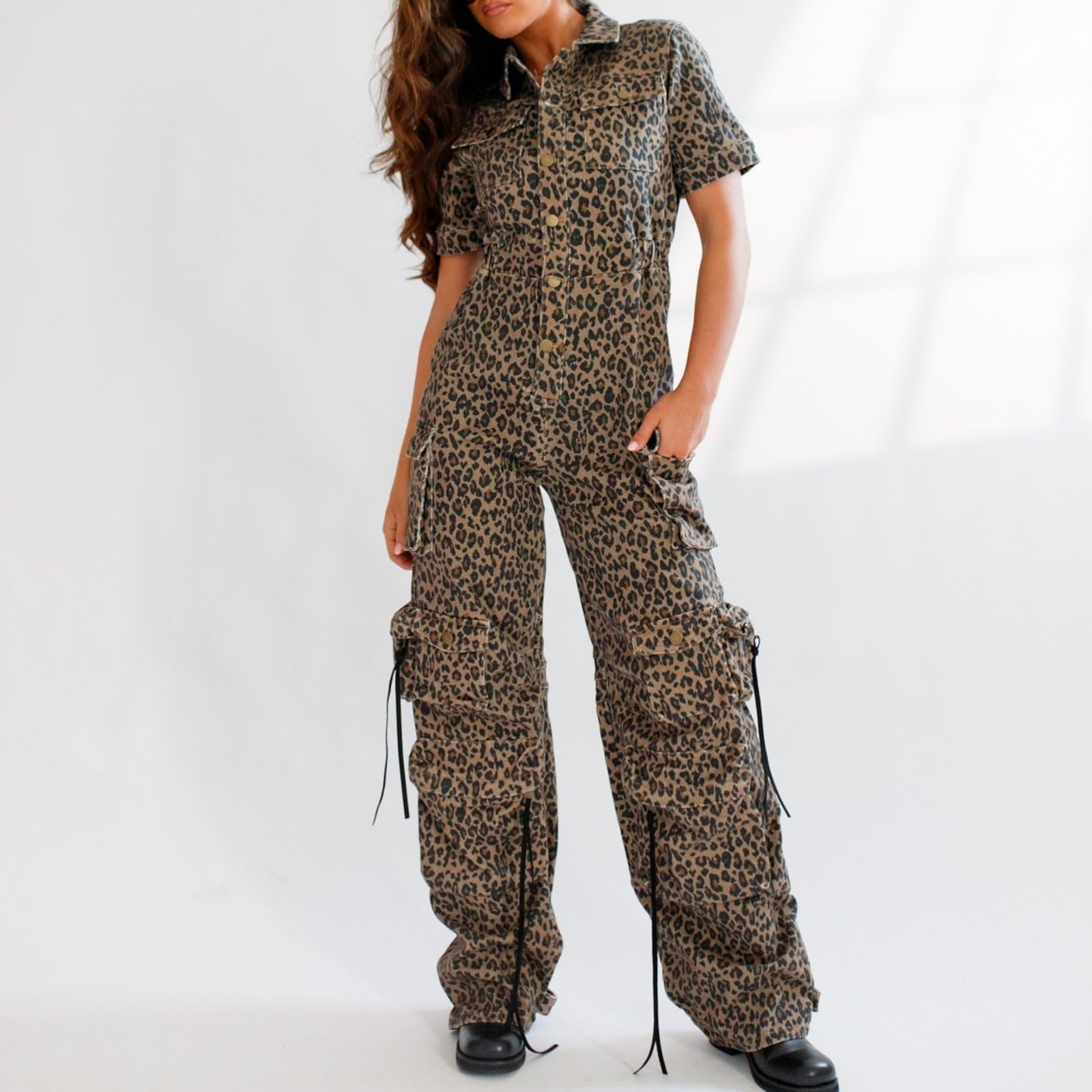 Modny kombinezon cargo dla kobiet Leopard Print Lapel Button Workowate pajacyki z kieszeniami