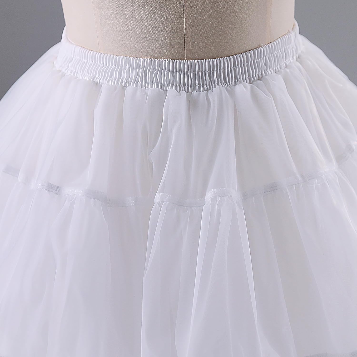 NOLORIA Medium-High Volume Short Puffy Lolita Petticoat with Cotton Lining, 17.7" Lightweight Hoopless Crinoline Underskirt for Dresses and Costumes White