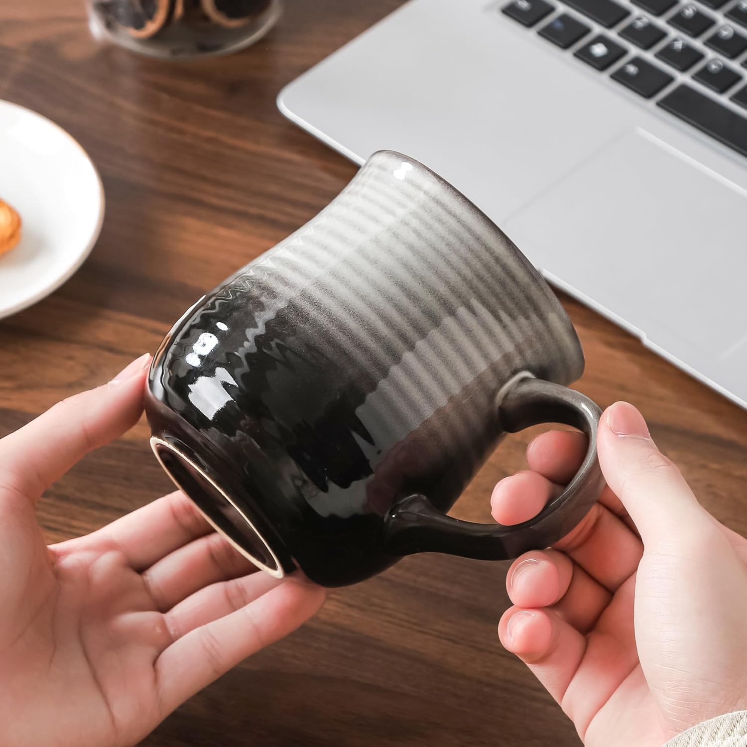 21 oz Large Ceramic Coffee Mugs, Pottery Mug Handmade, Ceramic Tea Cups with Handle for Office and Home, Dishwasher and Microwave Safe (Grey Black) - Image 5