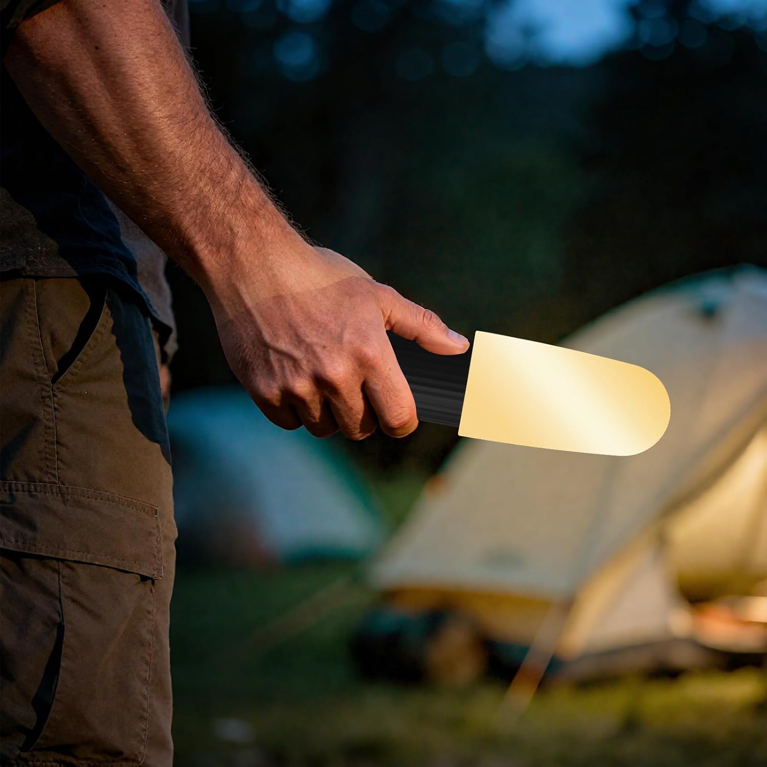 FUYO Rechargeable Shower Lamp Outdoor Table Lamp with Detachable Lanyard Portable Camping Light Water-Resistant Shower Lamp Night Light for Garden Yard Camping Indoor Outdoor (Plastic Rattan Cap)