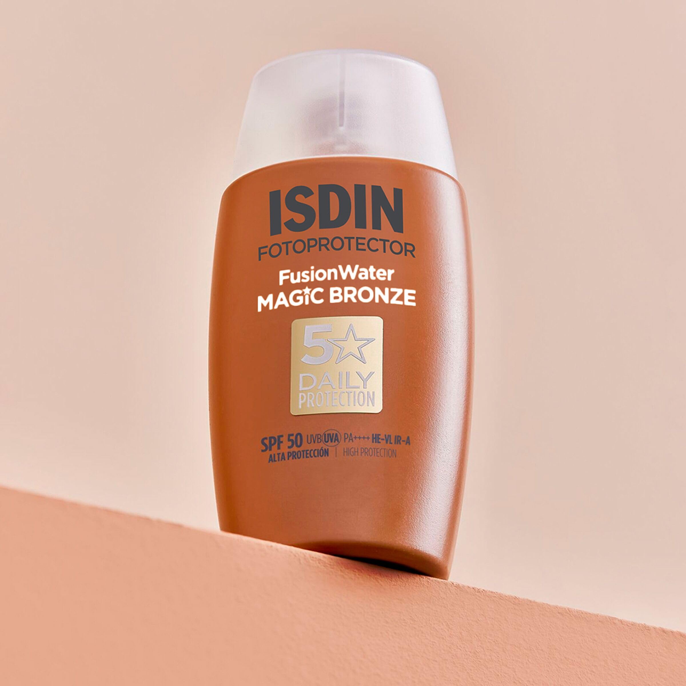 ISDIN Fotoprotector Fusion Water MAGIC Bronze SPF 50, Protector Solar Facial Ultraligero Con Color, Crema Solar Que Unifica El Tono Y Protege Con Tecnología Full Spectrum, En 3 Tonos -50 ml