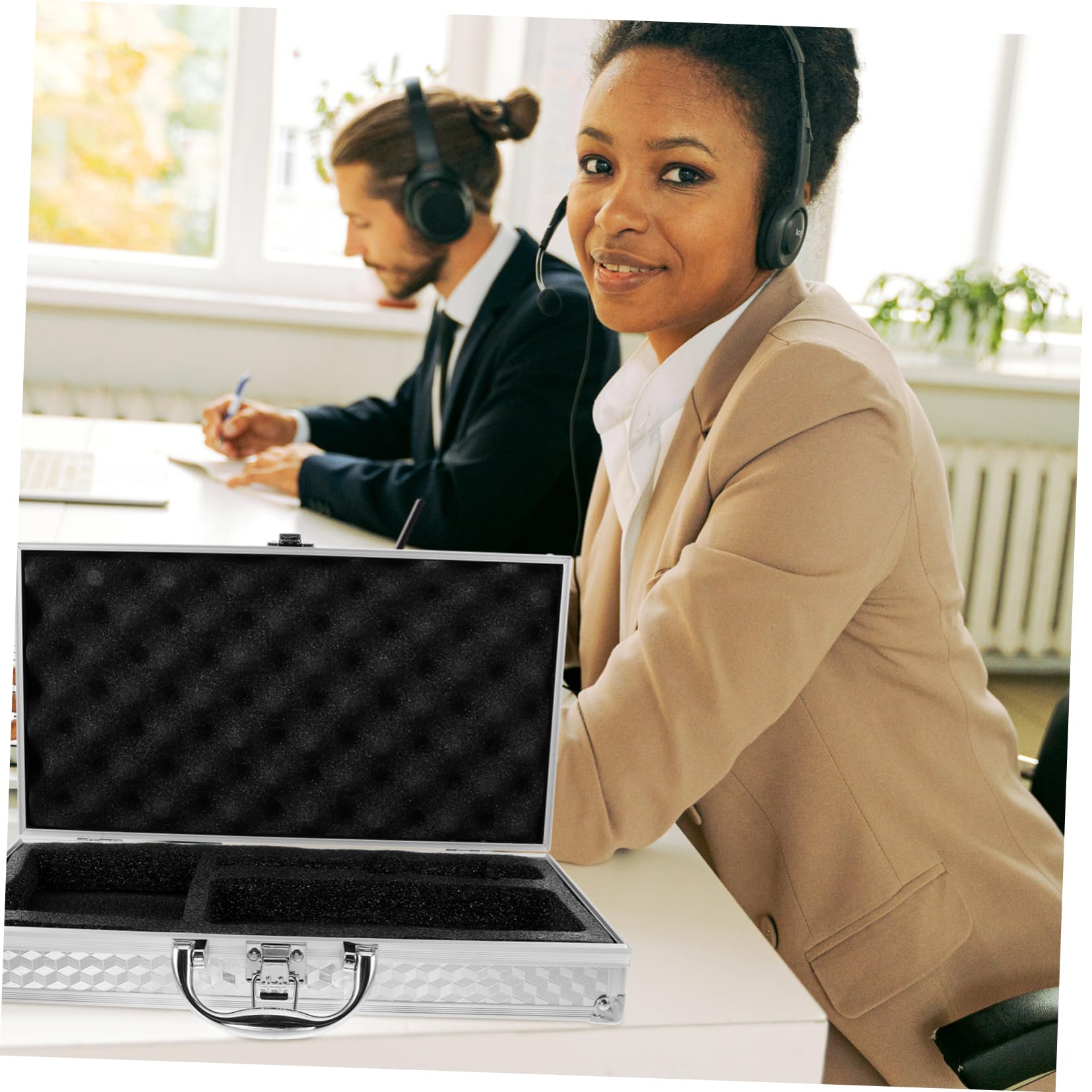 Custodia Microfono in Alluminio Leggera Compartimento Per Scheda Audio 35x19.2x6.5cm, Per Trasporto in Concerti e Eventi Musicali