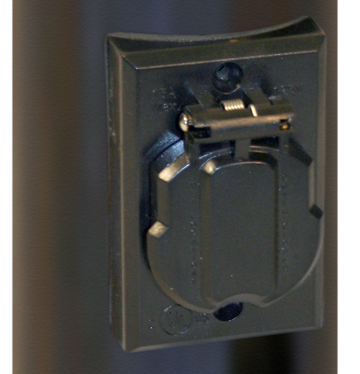 Solus SCO-338 120V Grounded Outdoor Convenience Outlet for Lamp Posts & Poles, UL Listed, Weather-Resistant with Protective Cover (Black, Single)