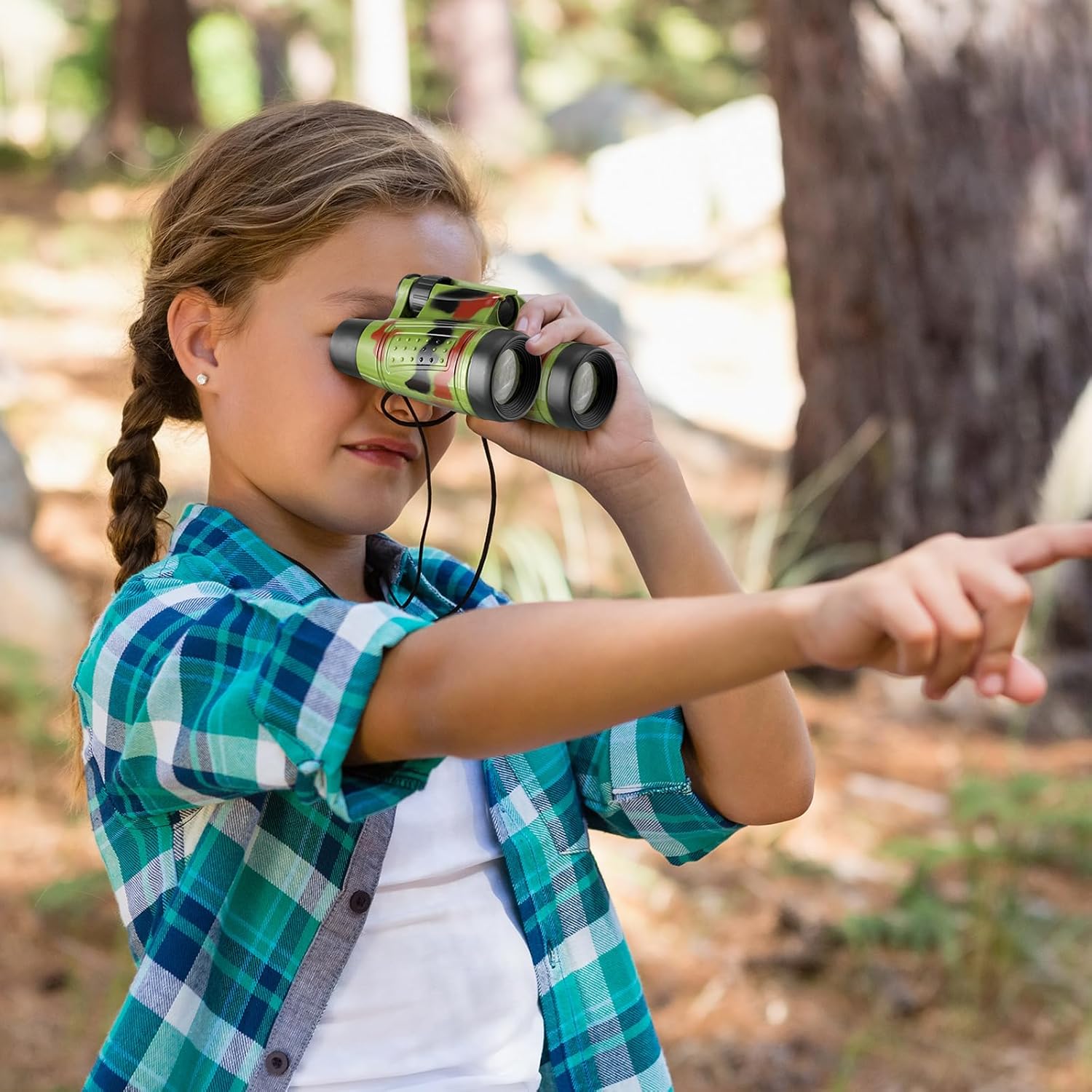 Jiuguva 50 Pack Binoculars Small Compact Binoculars with Neck Strap Camping Party Favors Nature Exploration Toys for Bird Watching, Hiking, Camping, Travel, Learning(Camouflage)