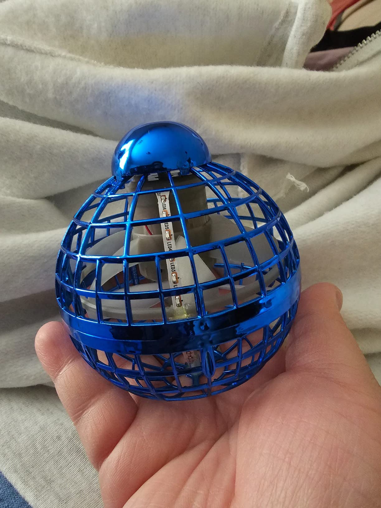 8/mo Finance Flying Orb Ball Toys Soaring Hover Pro Boomerang