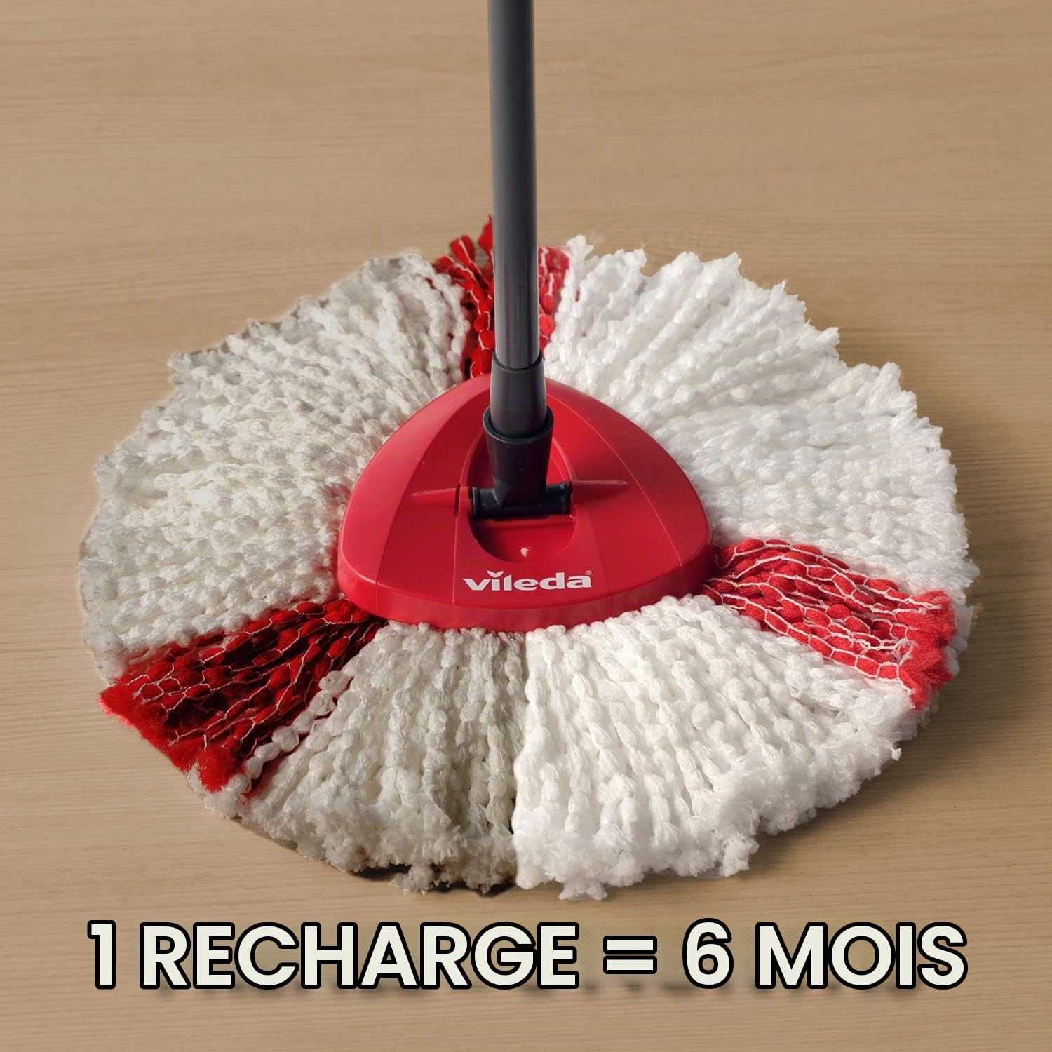 Vileda Turbo Kit Complet Lavage Sol - Balai serpillère en Microfibres + Son Seau essoreur à pédale & Recharge Turbo 2en1, Microfibres Rouges et Blanches - Sachet Contenant 2 recharges
