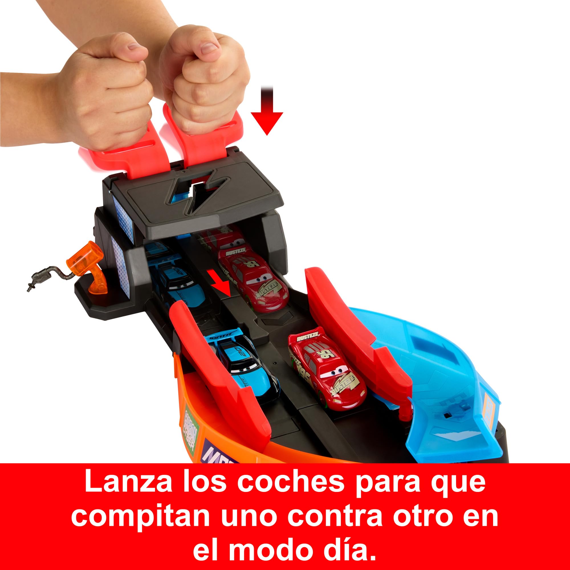 Mattel Disney Pixar Cars Night Racing Pista para coches de juguete que brilla en la oscuridad, incluye 2 vehículos, +3 años (HPD80)