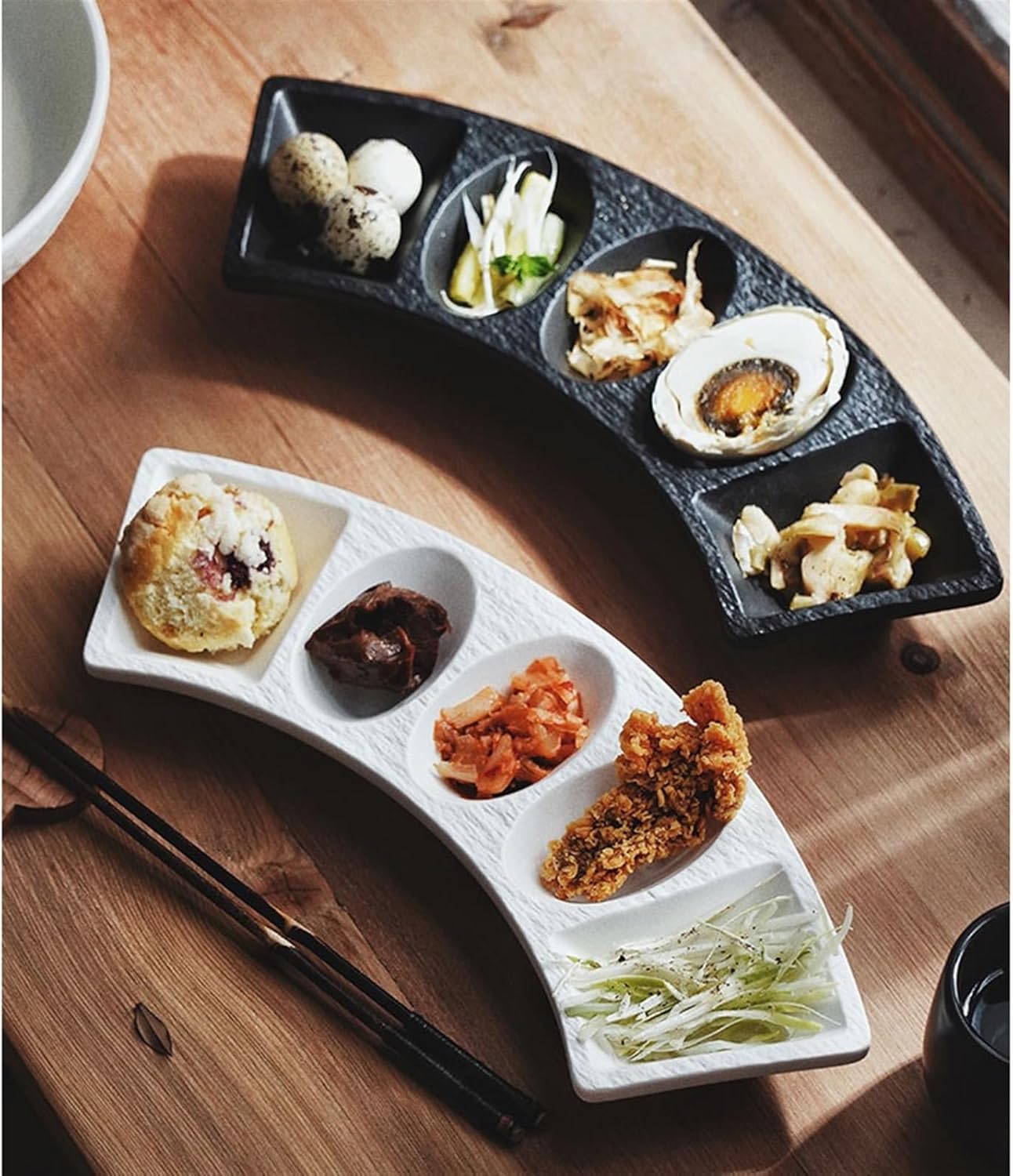 Bowl for Sauce Home Simple Multi-compartment Seasoning Dish Creative Ceramic Restaurant Sauce Appetizer Snack(White)