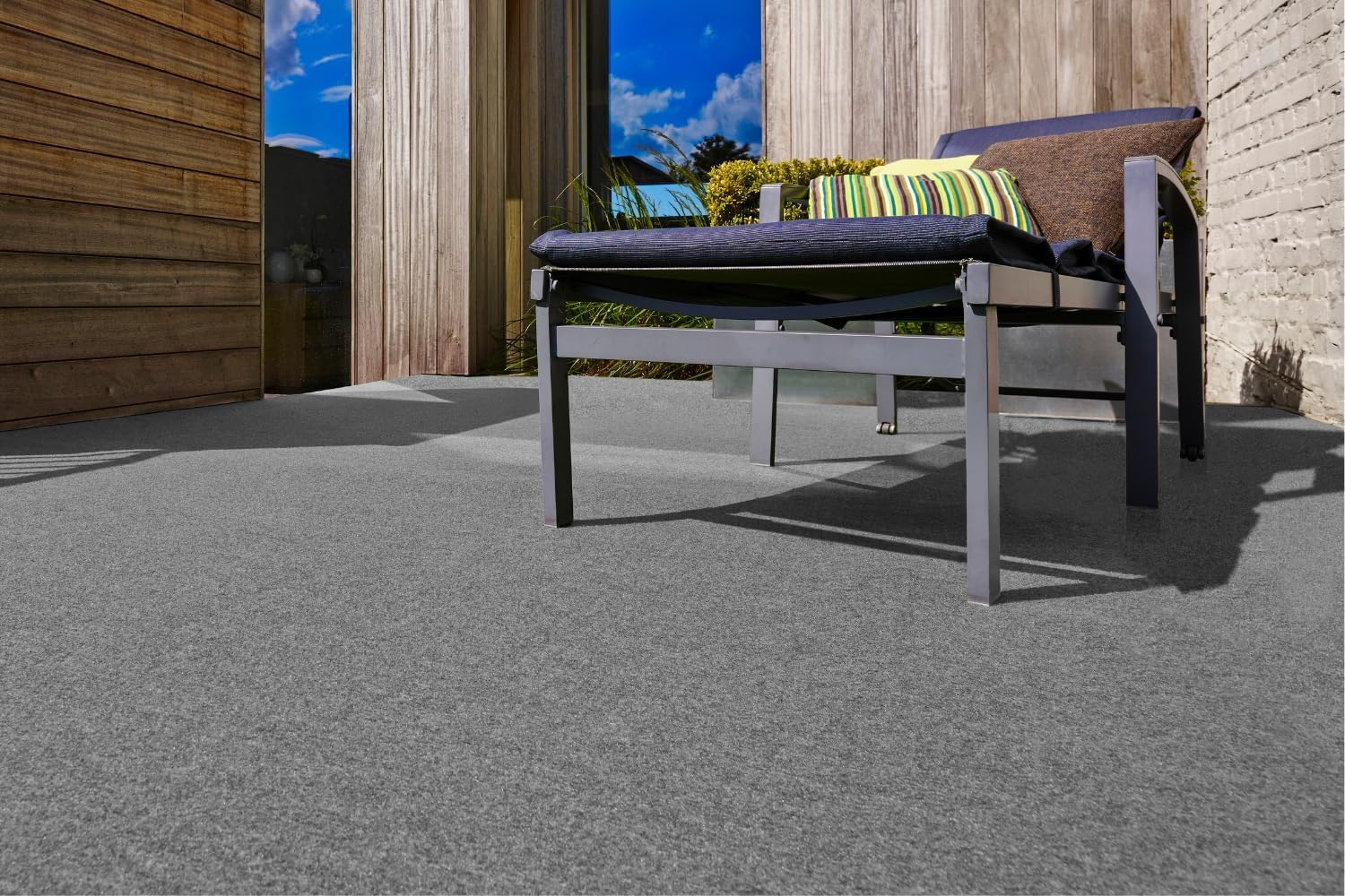 andiamo Tappeto in erba artificiale con borchie - da utilizzare come rivestimento per balconi o tappeto per esterni 133 x 300 cm Grigio