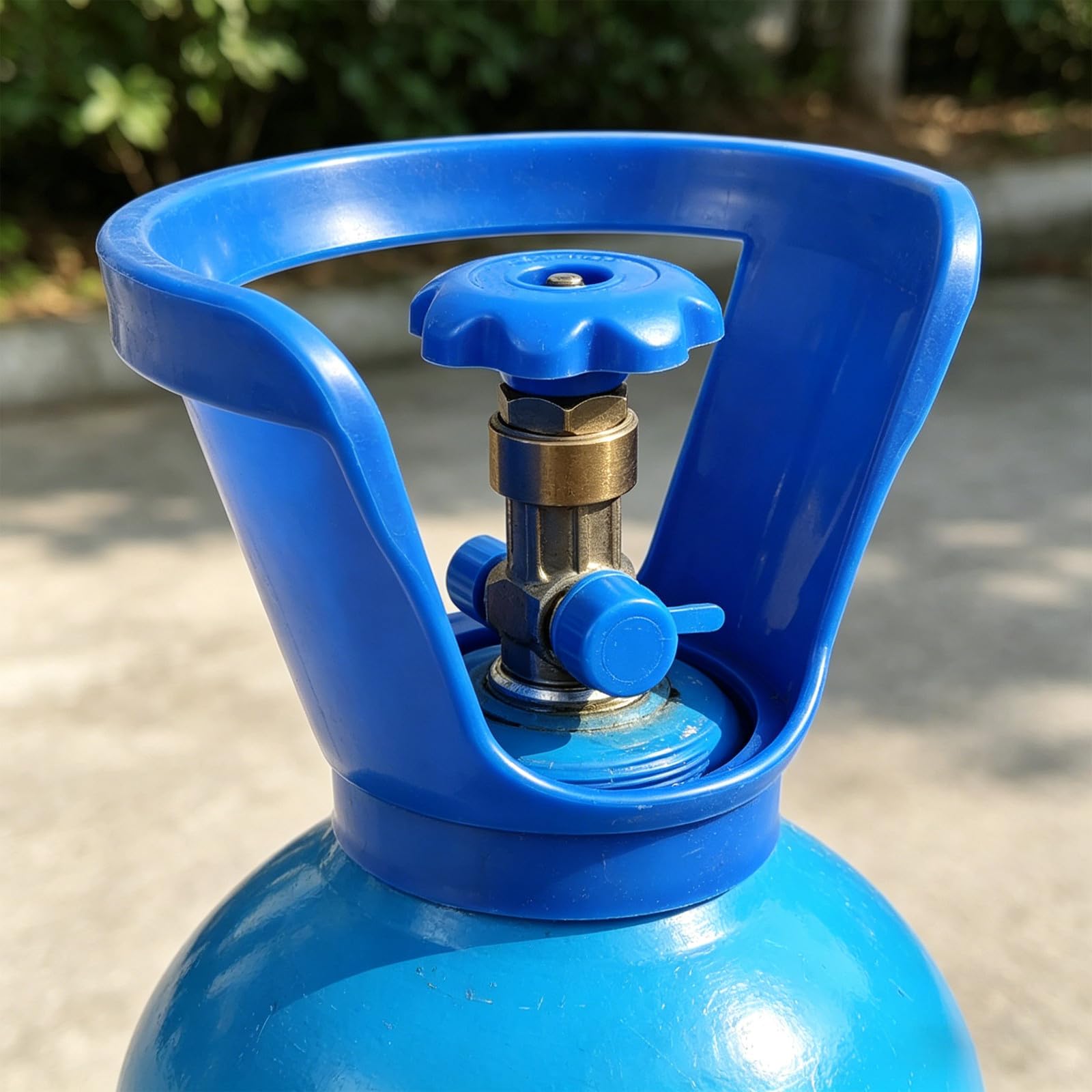 Ventilschutz für Gasflaschen – Schutzkappe für Sauerstoffflaschen aus Kunststoff, Transport-/Staubschutz für Druckgasflaschen, Tragegriff für Schweißgasflaschen (80 mm/3 Zoll)