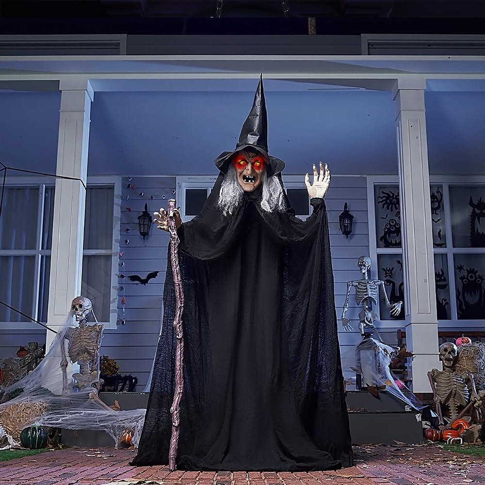 JOYIN 1,8 m Halloween Animatronics Strega con canna, decorazioni di Halloween a grandezza naturale con suono raccapricciante e occhi luminosi, attivazione del suono animata casa infestata puntello