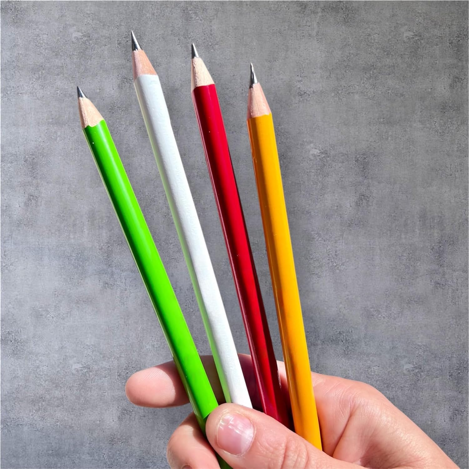 RevMark Jumbo Round Pencil 24-Pack with Black Lead, USA Made. Quality Cedar Wood for Carpenters, Construction Workers, Woodworkers, Framers, DIY, Students, Teachers (White)