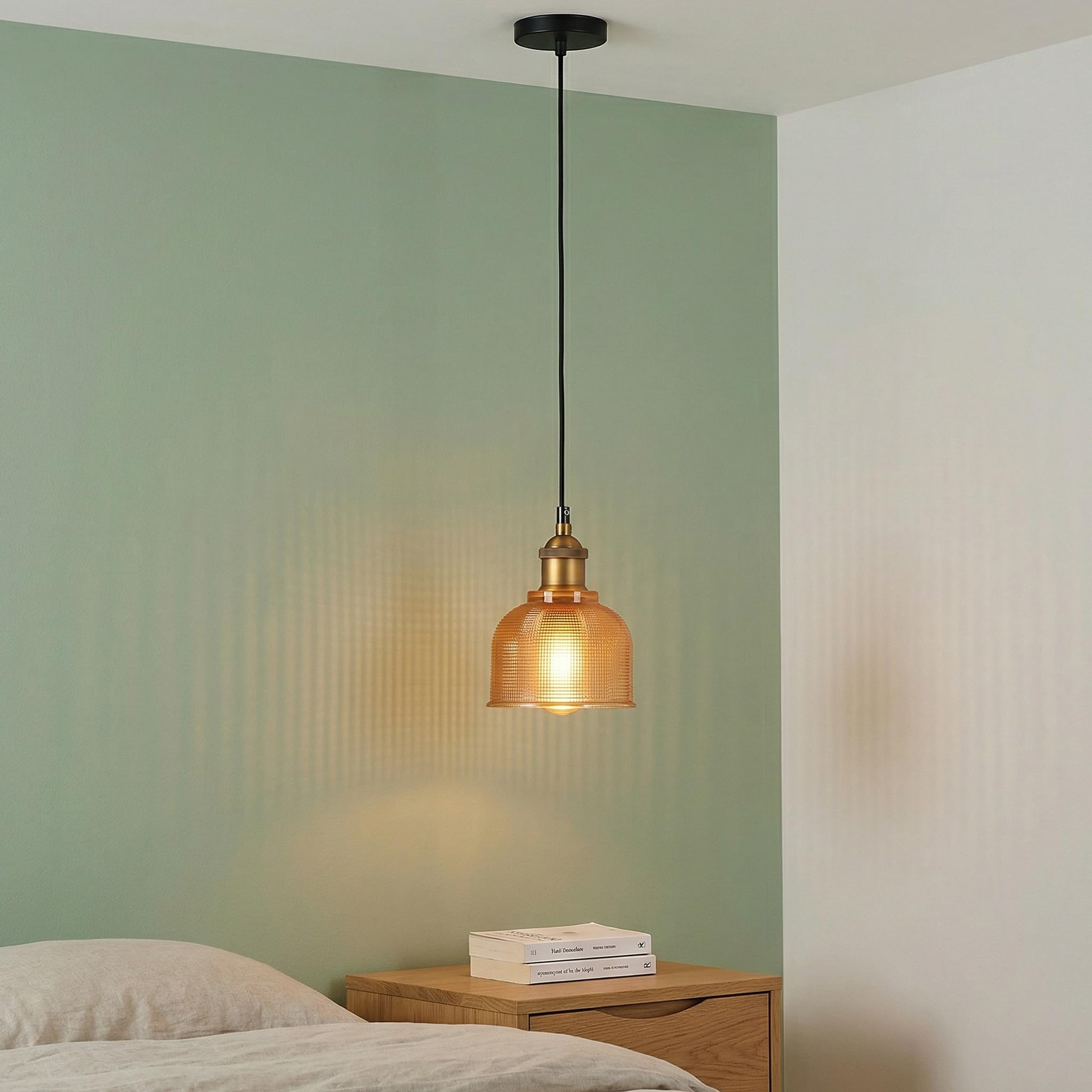 Lampadario Vintage in Vetro Rotondo e Ottone Antico, Industriale E27 Lampada a Sospensione da Soffitto per Cucina, Sala da Pranzo e Caffetteria (Ambra, 15cm)