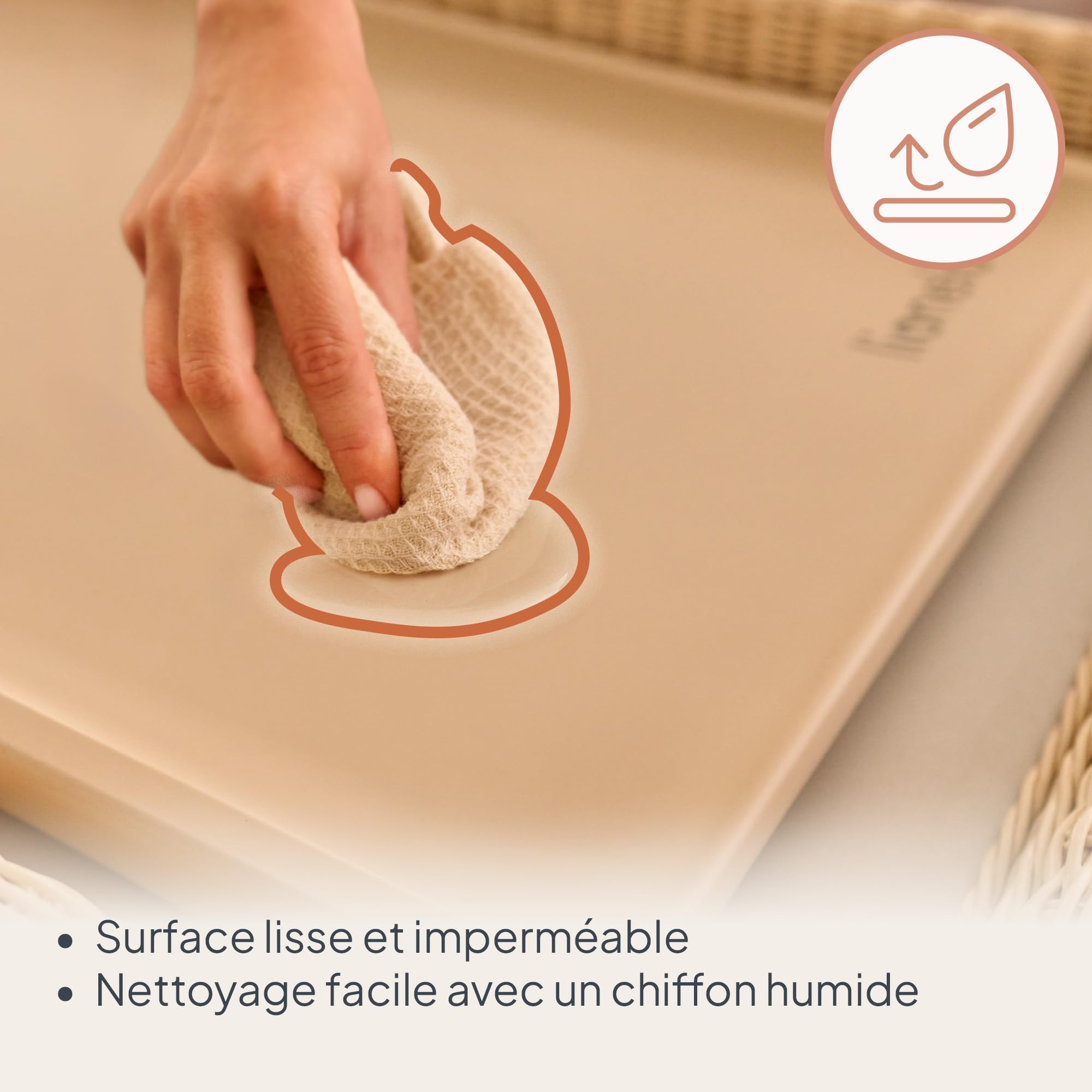 LIONELO Matelas à langer Megs Imperméable Lavable Multifonctionnel en Mousse PU Souple, env. 50 x 70 cm, Antidérapant Sûr Design (Grey)
