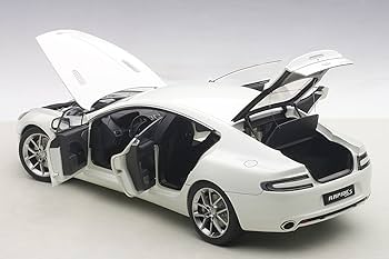 Aston Martin Rapide ラピード　AUTOart 1:18 Amazon | AUTOart 1/18 アストンマーチン ラピード S 2015 (ホワイト