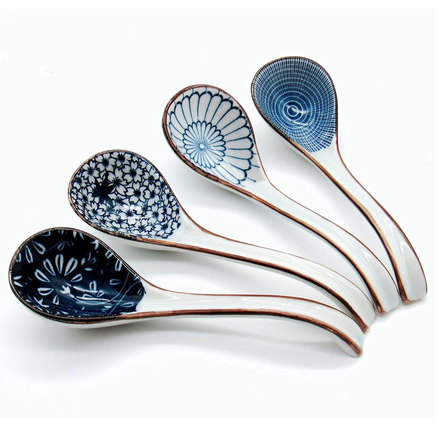 Funito Asian Soup Spoon,Ceramic Ramen Spoon,16.5cm Japanese Pho Spoon with Long Handle for Miso,Dumpling,Noodles,Wonton (Blue and White Porcelain, Set of 4)
