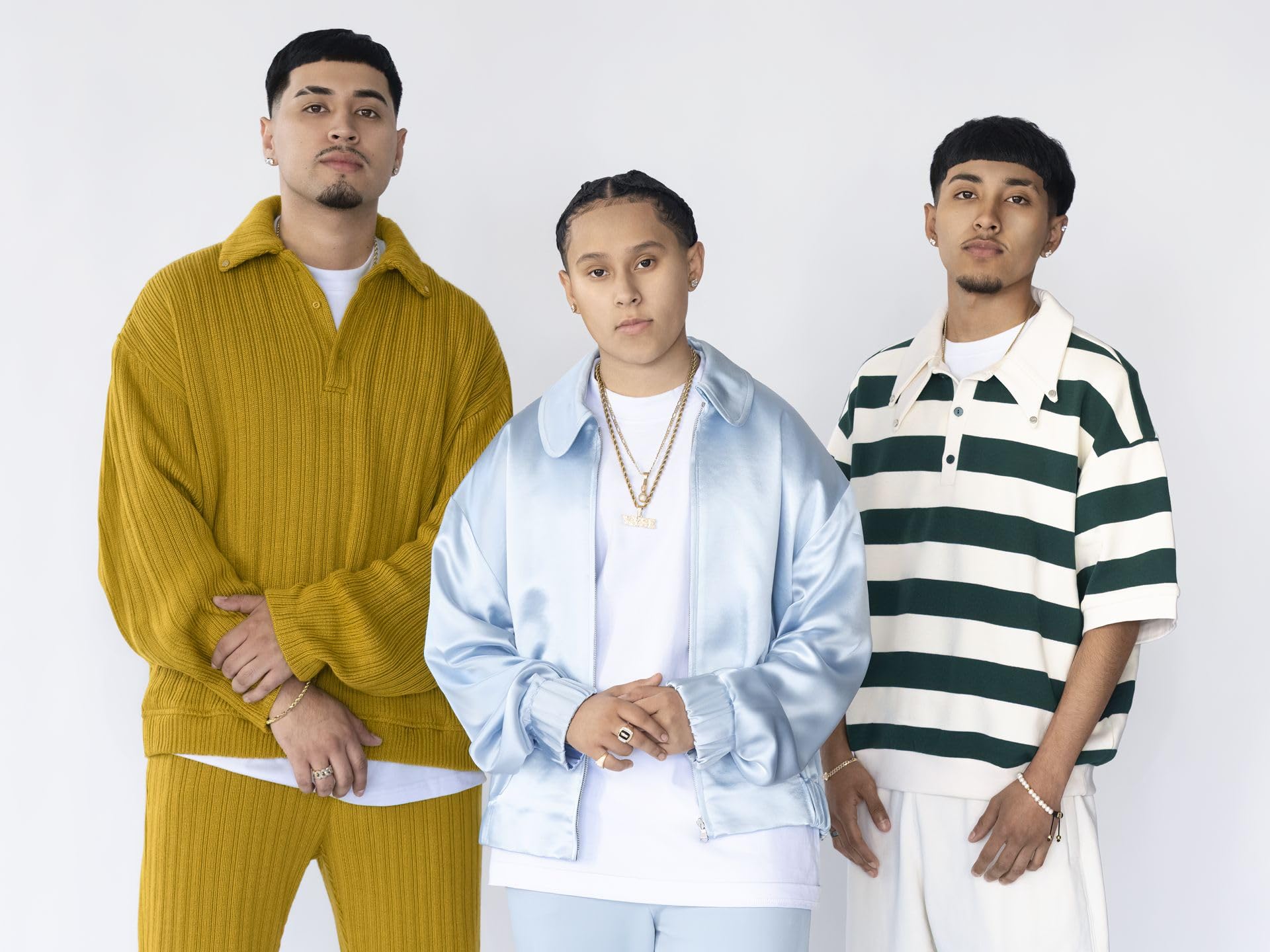 Yahritza Y Su Esencia