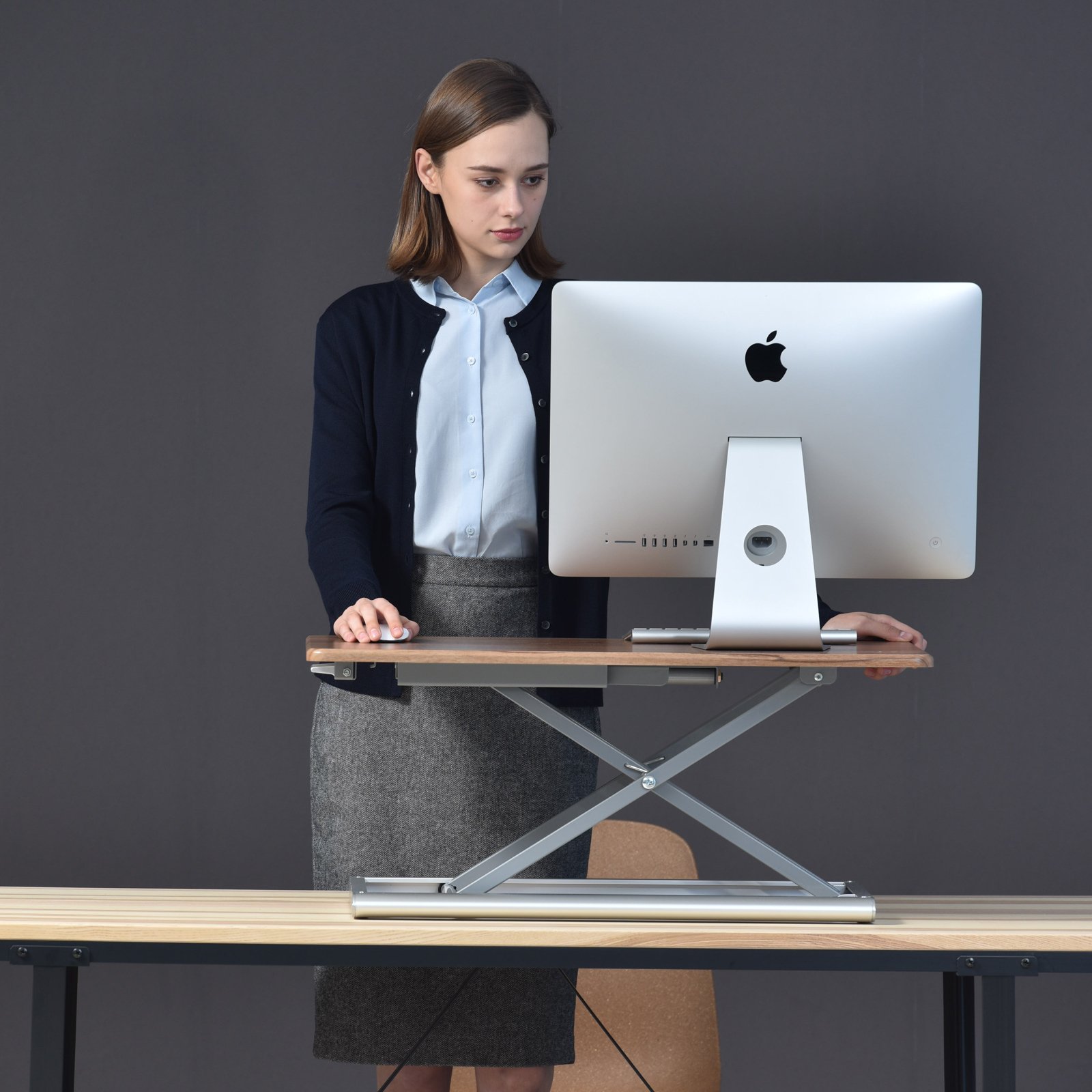 thingyclub® Conversor de escritorio de pie con altura ajustable sentarse a soporte para portátil y monitor, 765 x 51 mm superficie de trabajo