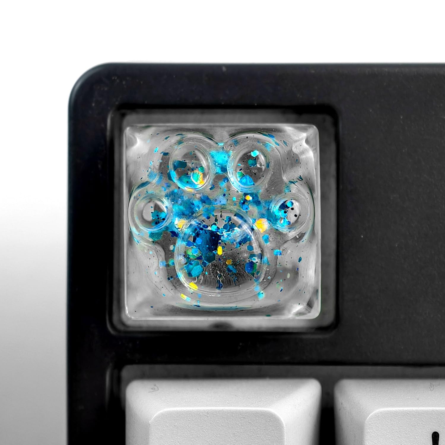 Artisan Resin Keycap Cute Paw Cat - 1U OEM Profile Aesthetic Keycap