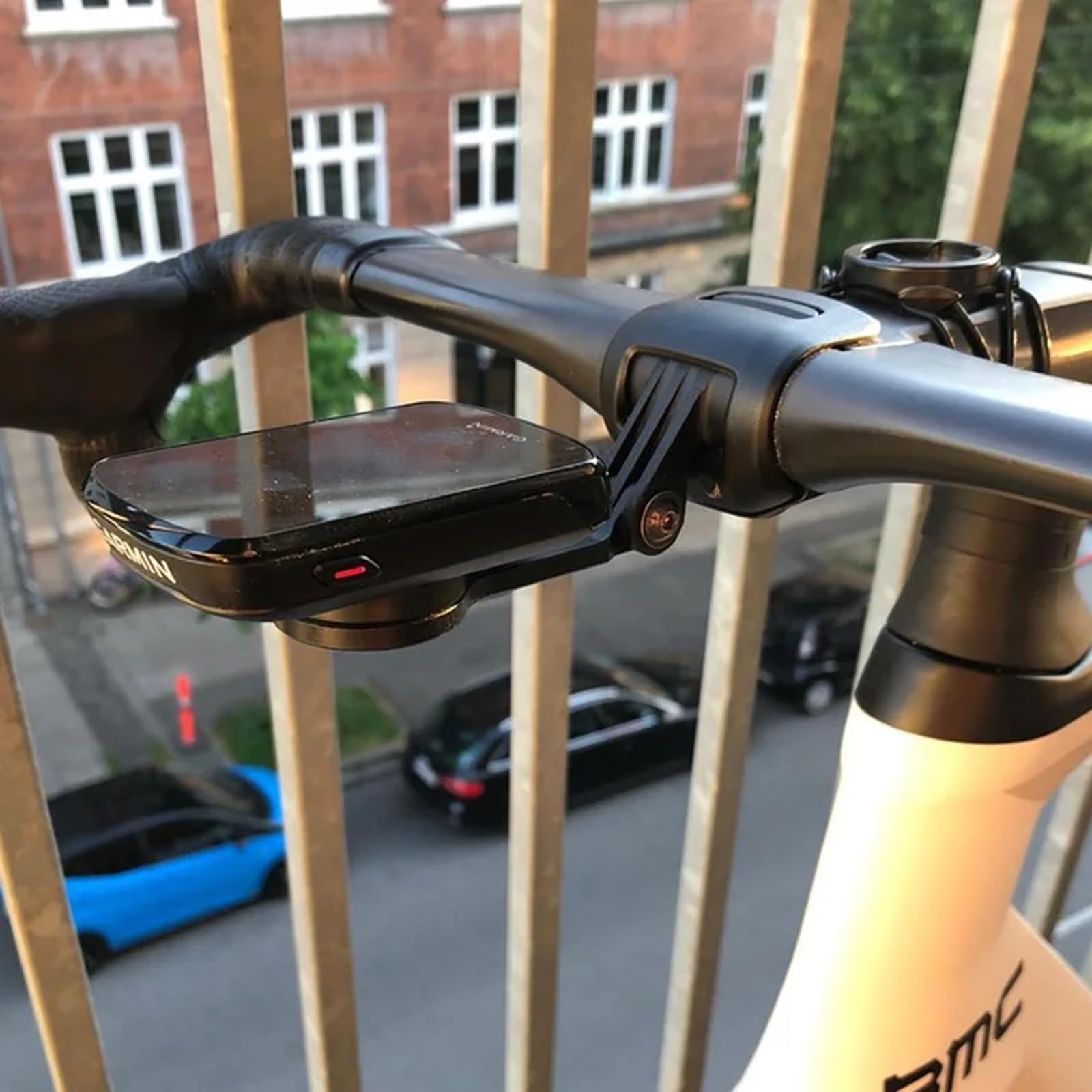 Lekki antypoślizgowy uchwyt na komputer rowerowy ulepszony uchwyt aluminiowa konstrukcja łatwa konfiguracja dla mocnego metalowego wspornika montażowego urządzenia rowerowego