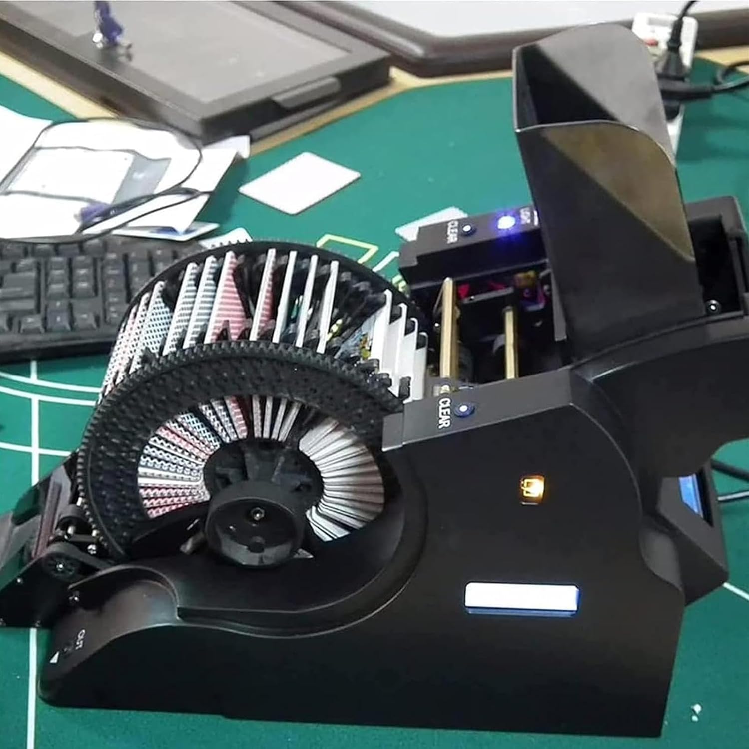 2 in 1 Fully Automatic Card Shuffler and Dealer, Multifunction Poker Card Shuffling Dealer for 8 Decks, Poker Card Splitting Machine for UNO, Texas Hold'em, Home, Blackjack