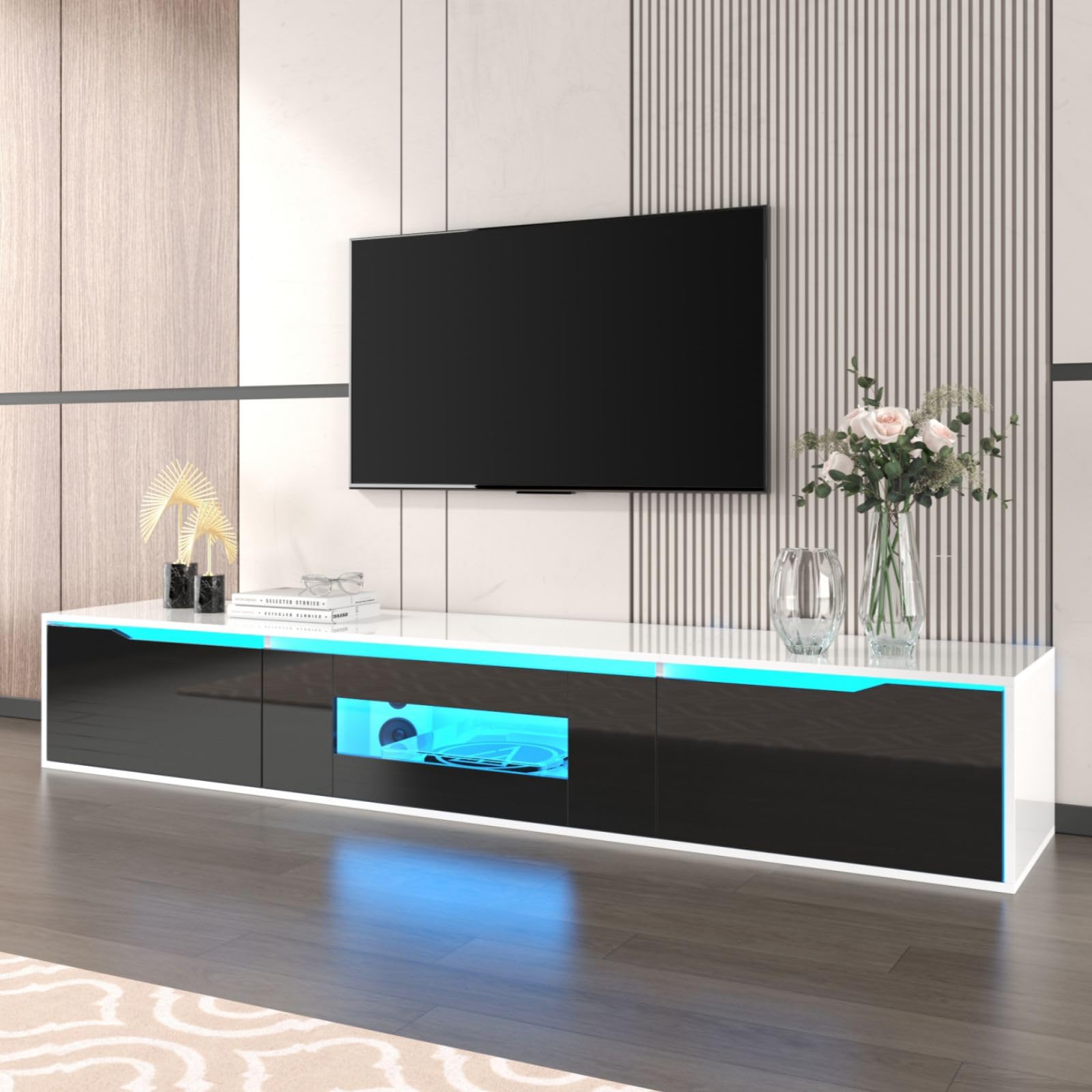 KOMHTOM Armoire TV en blanc brillant avec plateau de table couleur bois, buffet avec trois compartiments de rangement spacieux, armoire polyvalente pour salon et chambre à coucher (noir + blanc)