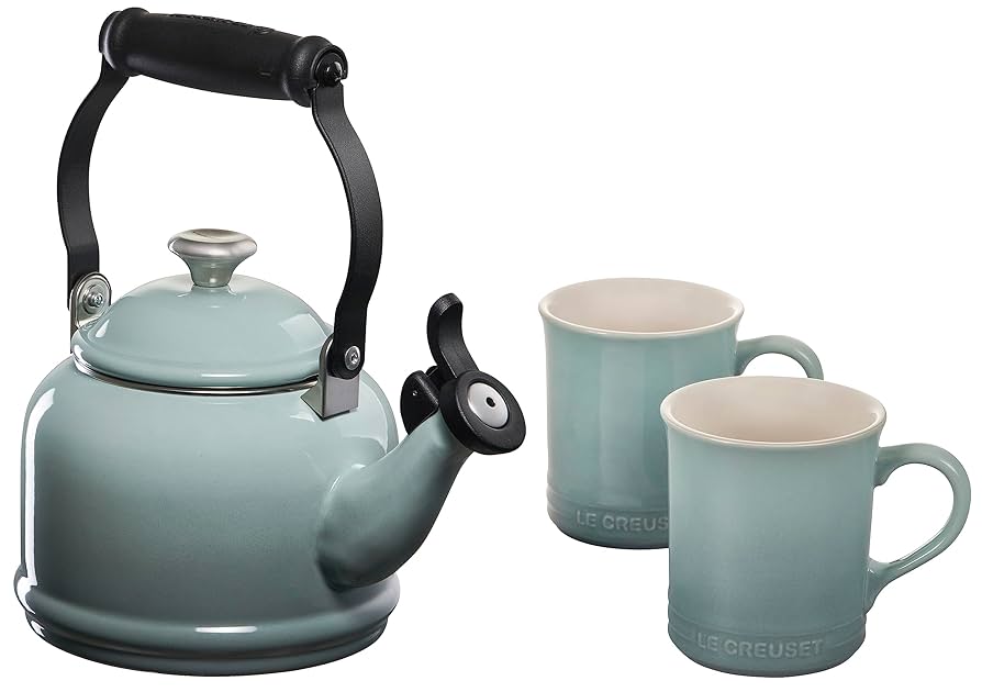 Le Creuset Demi Kettle, Enamelled Steel, Suitable For All Hob Types Including Induction, Enamelled Steel, 1.1 L, Black Onyx, 92000900140000
