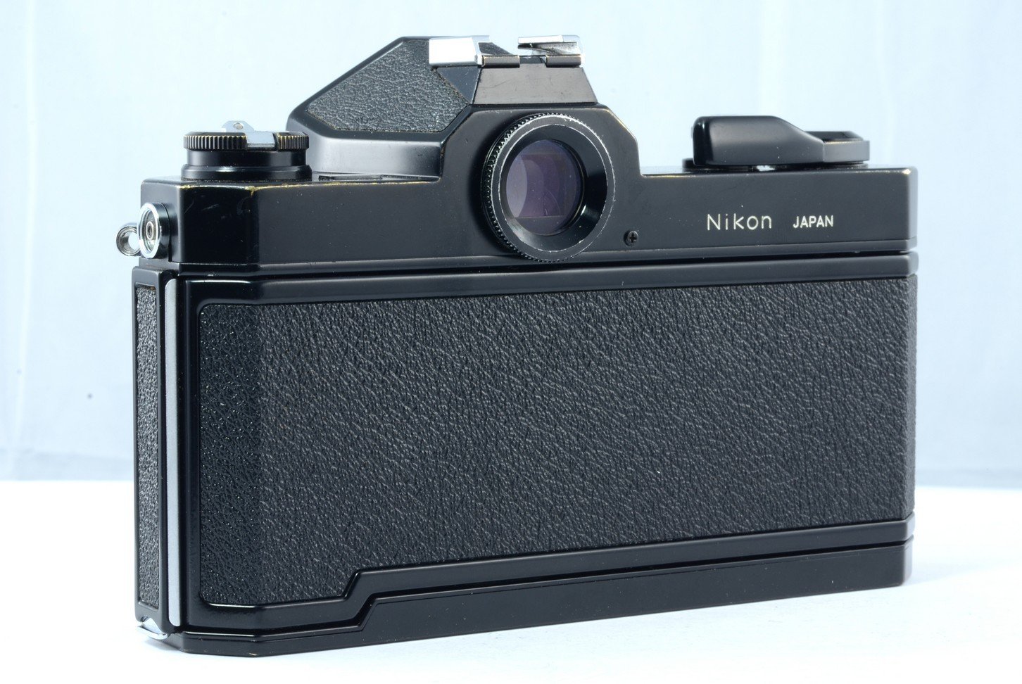 Nikon Nikkormat FT2 一眼レフカメラ Amazon.com : Nikon Nikkormat FT2 35MM SLR Film Camera With Lens