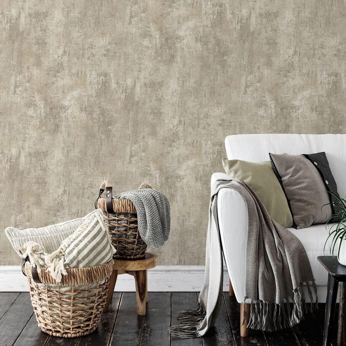 Muriva Cove Wallpaper - Modern Wallpaper for Living Room, Bedroom, Fireplace - Decorative Luxury Wall Paper with Distressed Pattern, Textured Finish & Metallic Detailing