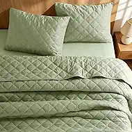 Luxury Velvet Quilt Set King Size 3 Piece, Soft Channel Stitch Velvet Comforter Set with 2 Pillow Shams, Lightweight Coverlet Bedspread Bedding Set for All Seasons, Olive Green