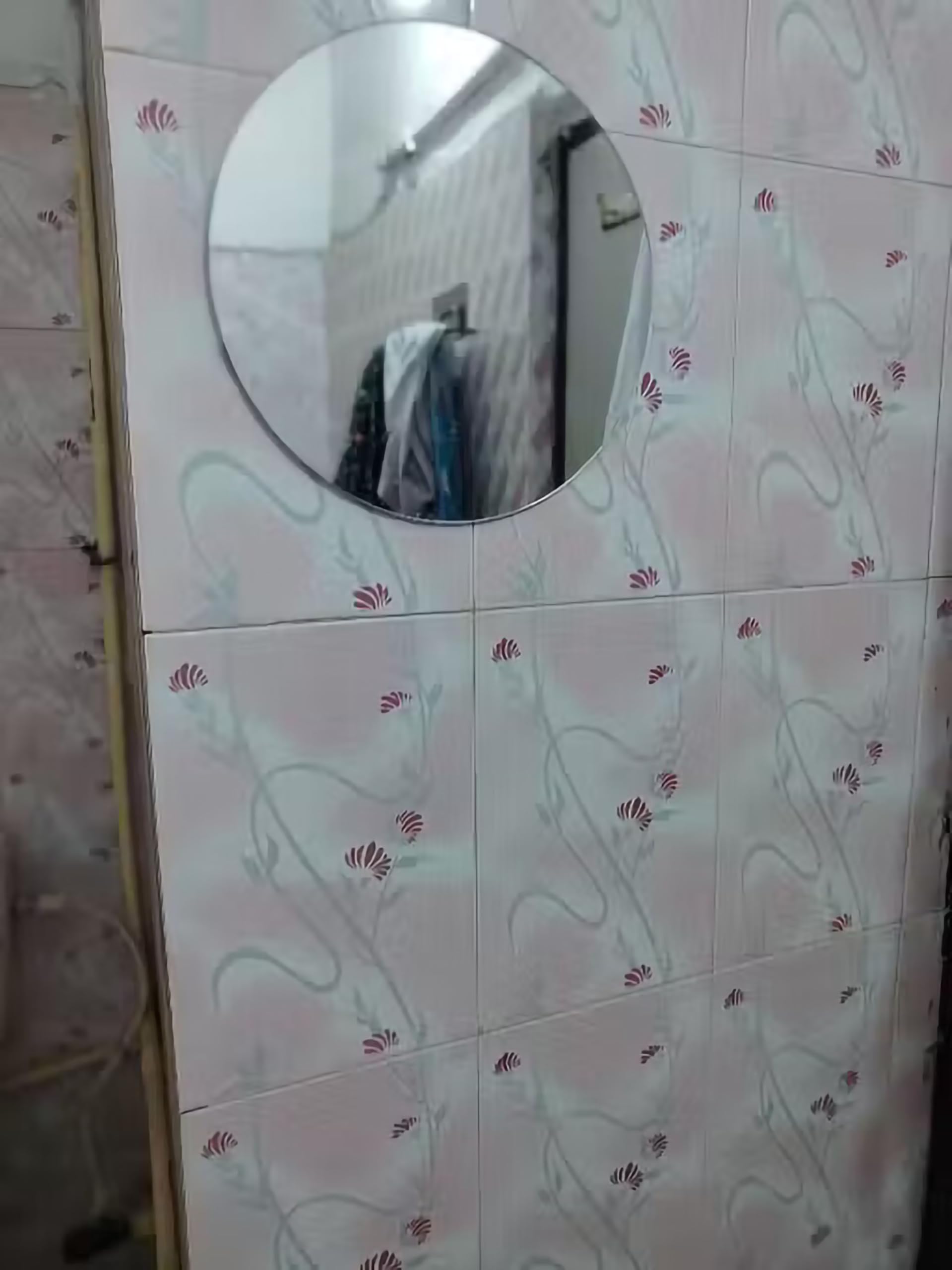 Premium Round Mirror for Wall | Crystal Clear HD Glass | Frameless Decorative Bathroom Mirror | Modern Home & Office Wall Decor-image-14