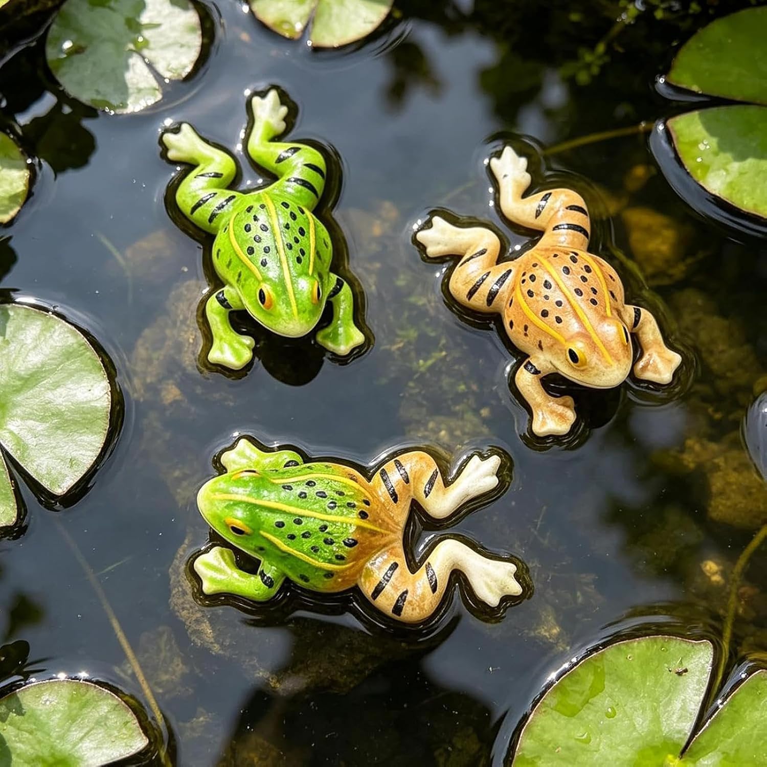 LIFECOSM Floating Pond Decoration Frog 3-Piece Set, Frog Pool Resin Decoy