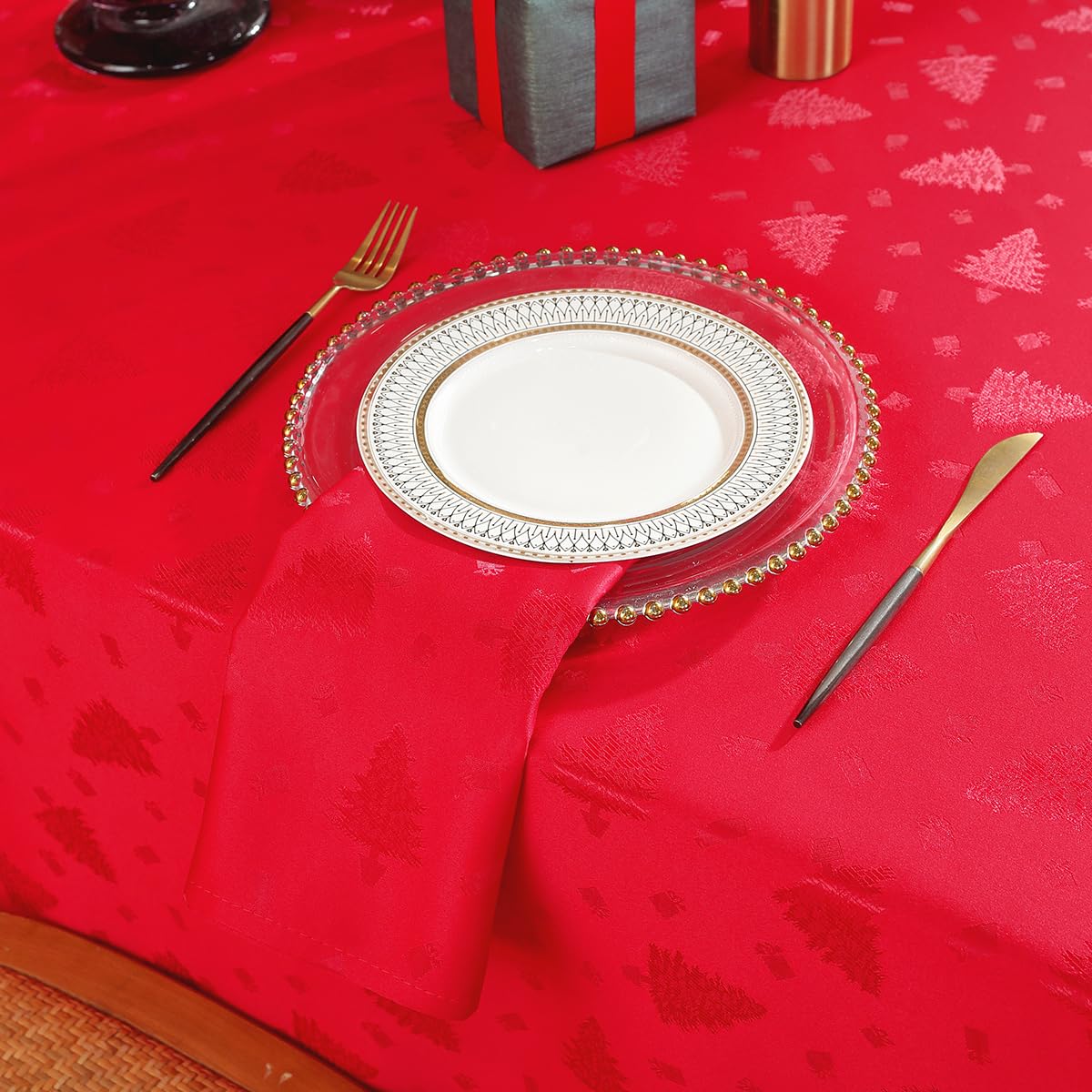 SASTYBALE Lot de 4 serviettes de table de Noël en tissu - 50,8 x 50,8 cm - Lavables et confortables pour décoration de Noël (rouge, 50,8 x 50,8 cm)
