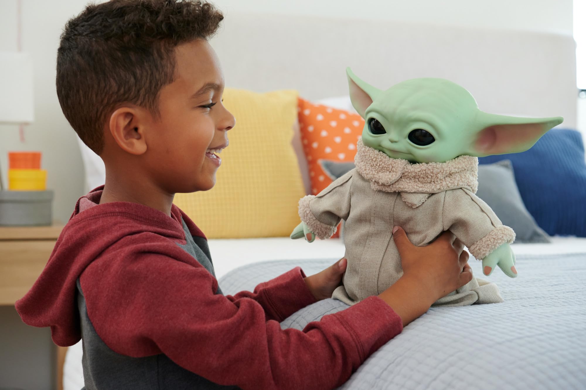 Mattel Star Wars - Grogu Potere della Forza Peluche con suoni e movimenti, alto 28 cm, con dettagli autentici, da collezione per i fan di Star Wars, Giocattolo e regalo per Bambini 3+ Anni, HJM25