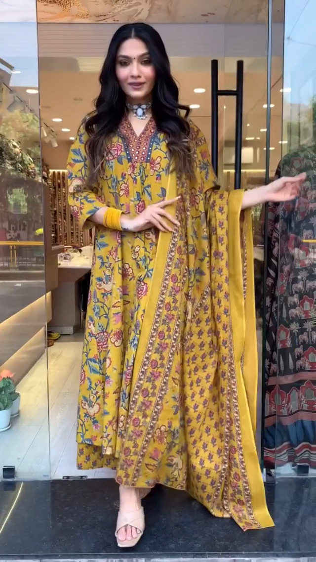 INDACORIFY Kurti Rayon + Patiala Pant & Dupatta – Tenue Festive Élégante Femme & Fille