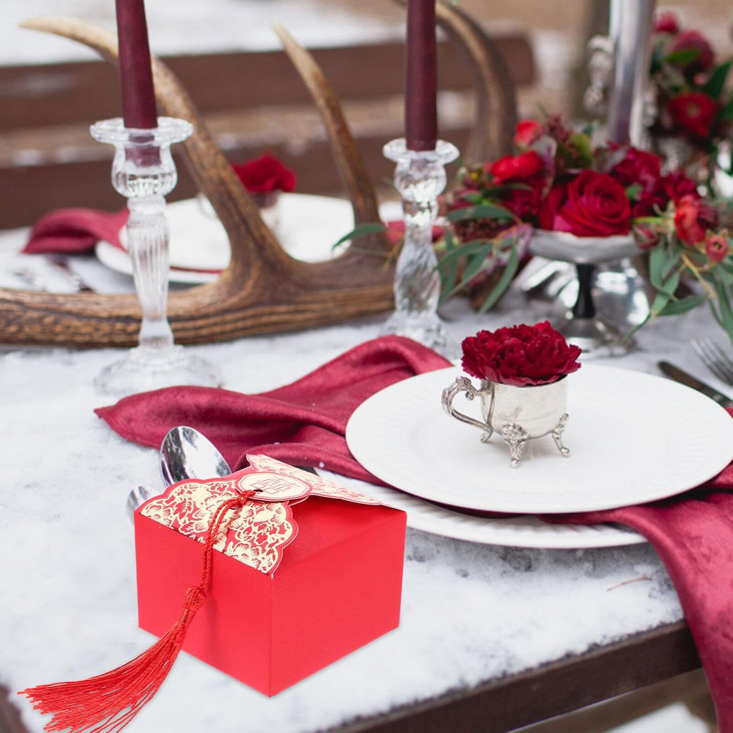 KALLORY 20pcs Wedding Candy Boxes Chinese Style Wrapping Box with Tassel Paper Treat Boxes Party Treat Containers Wedding Engagement Party Favors Red - Image 8