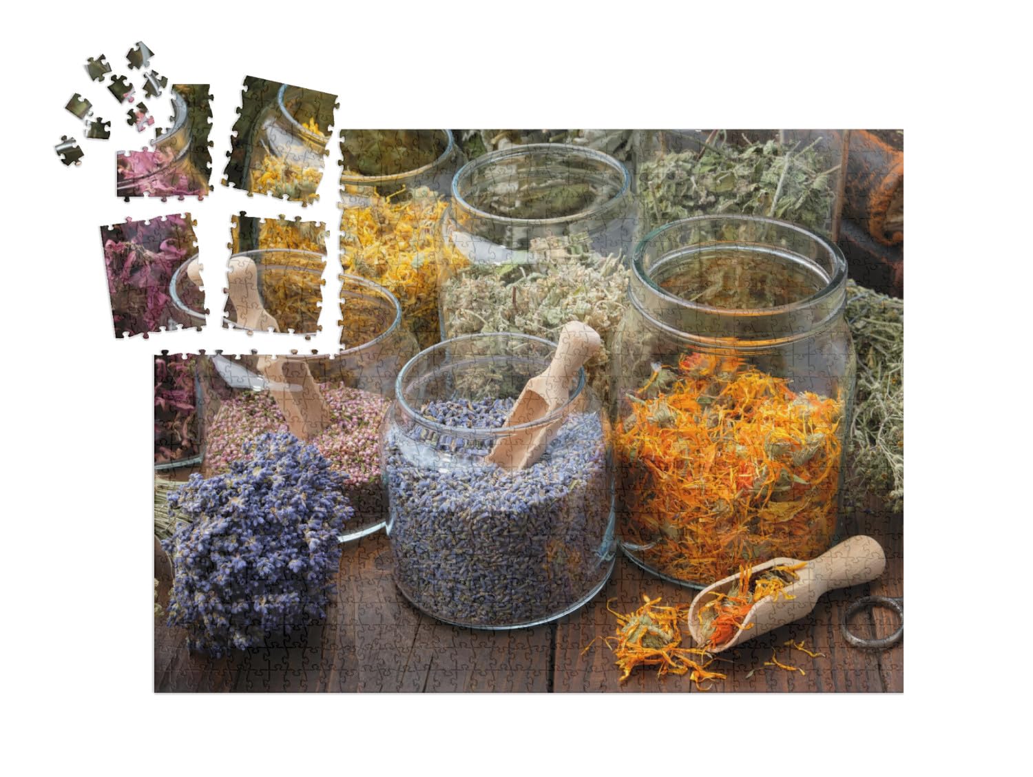 puzzleYOU: Puzzle-Adventskalender | „Glasgefäße mit getrockneten Lavendel- und Ringelblumenblüten“ – aus der Puzzle-Kollektion Kräuter
