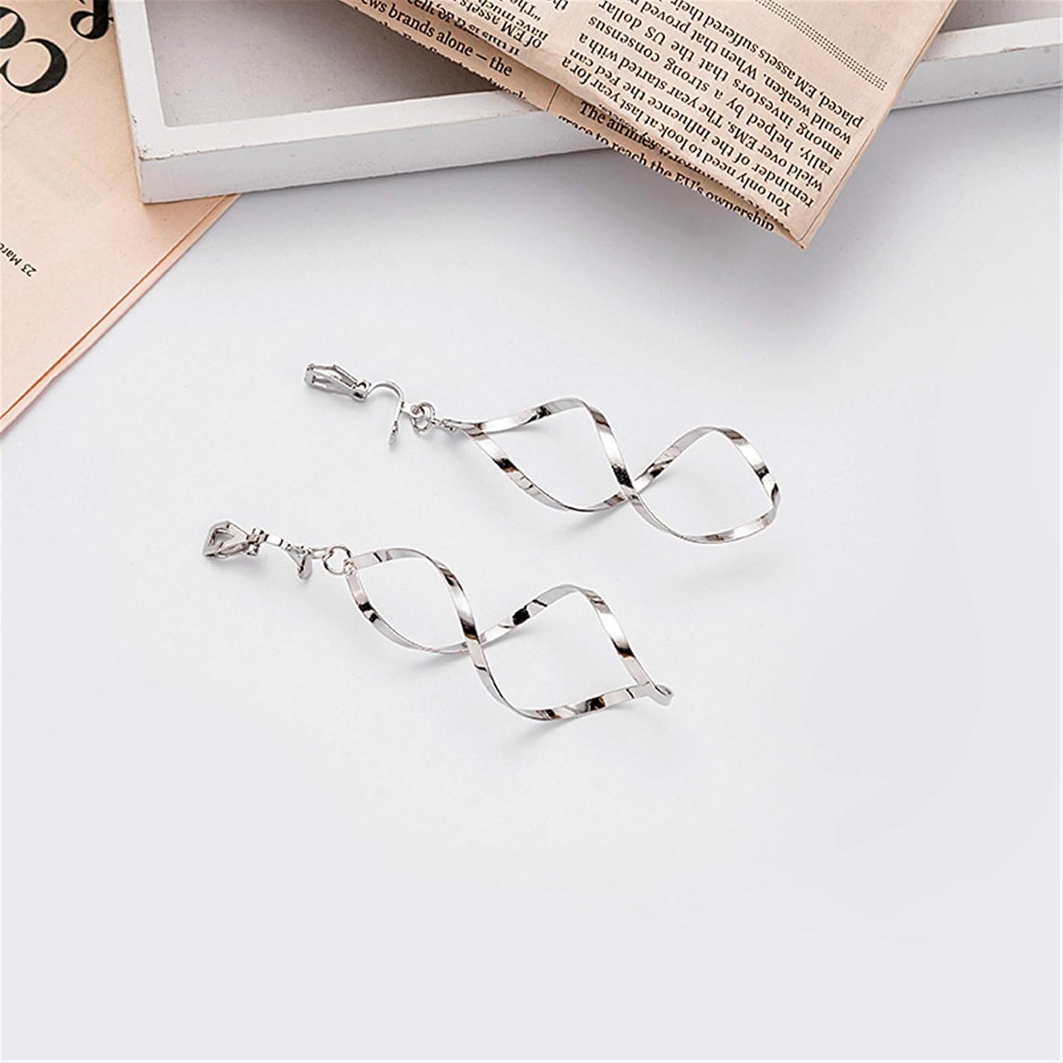 coadipress 2 Pairs Twisted Clip On Earrings for Women Fashion Gold Silver Plated Spiral Curved Wave Statement Clip-on Earrings Non Piercing Earrings
