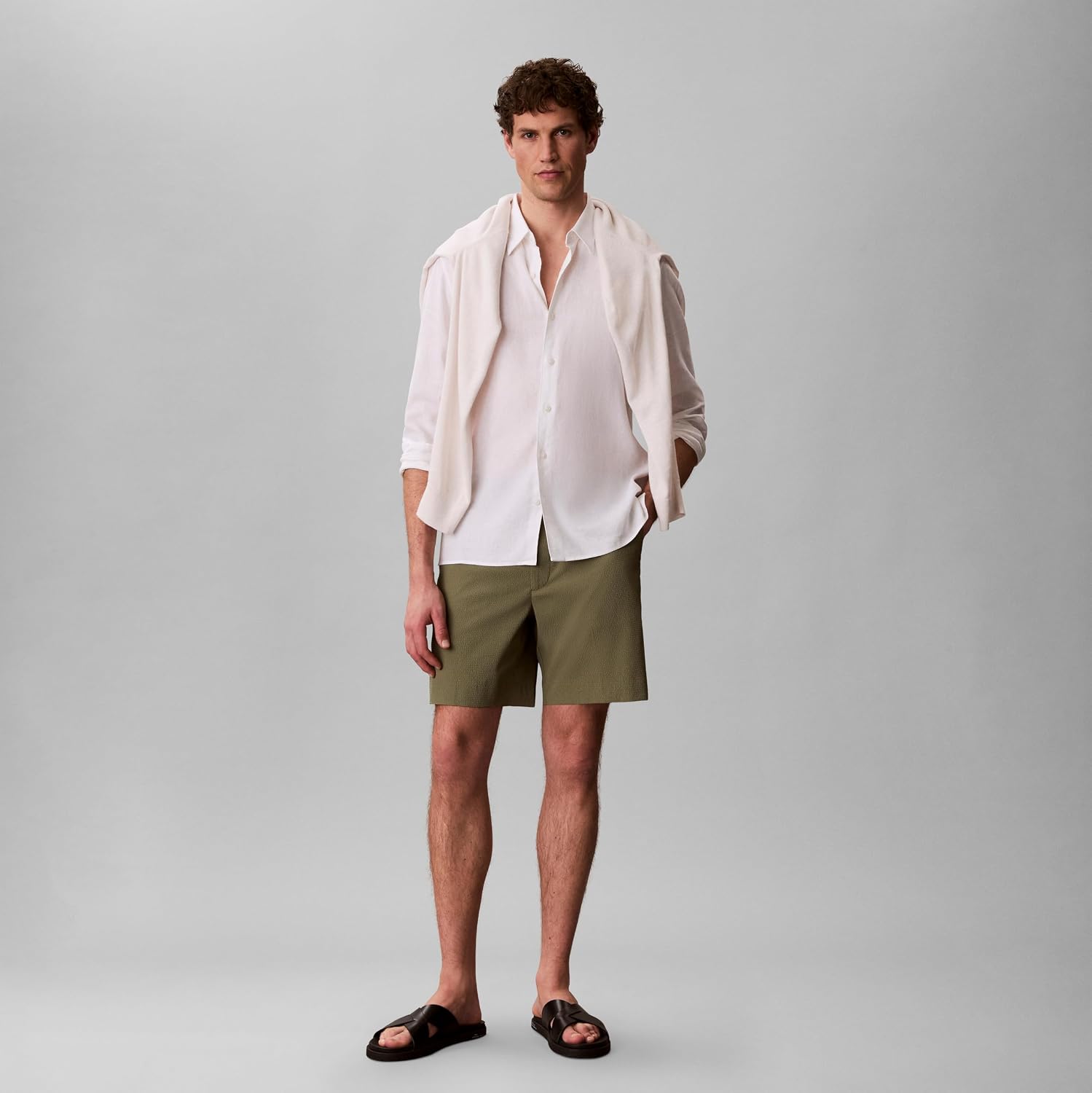 Calvin Klein Men's Straight Seersucker Elastic 7" Short Deep Lichen Green