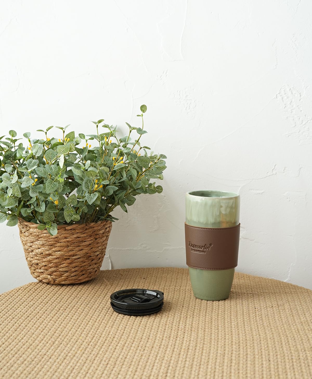 Bosmarlin Taza de café de viaje de cerámica con tapa, 21 onzas, taza de café portátil para portavasos de coche, apta para microondas, esmalte reactivo (verde pálido)