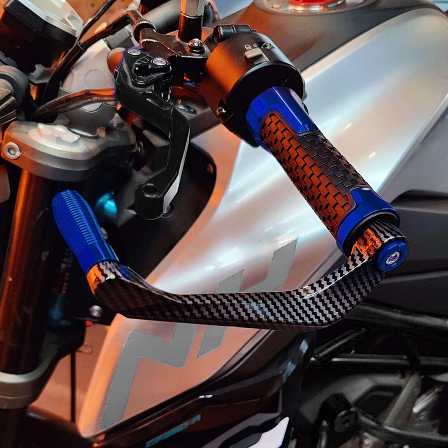 CNC Manubrio Leve Freno Frizione Anticaduta Protezione Paraleva Accessori Benelli Leoncino 500 TRK502X TNT125 300 752S BN 125 302 Black Style