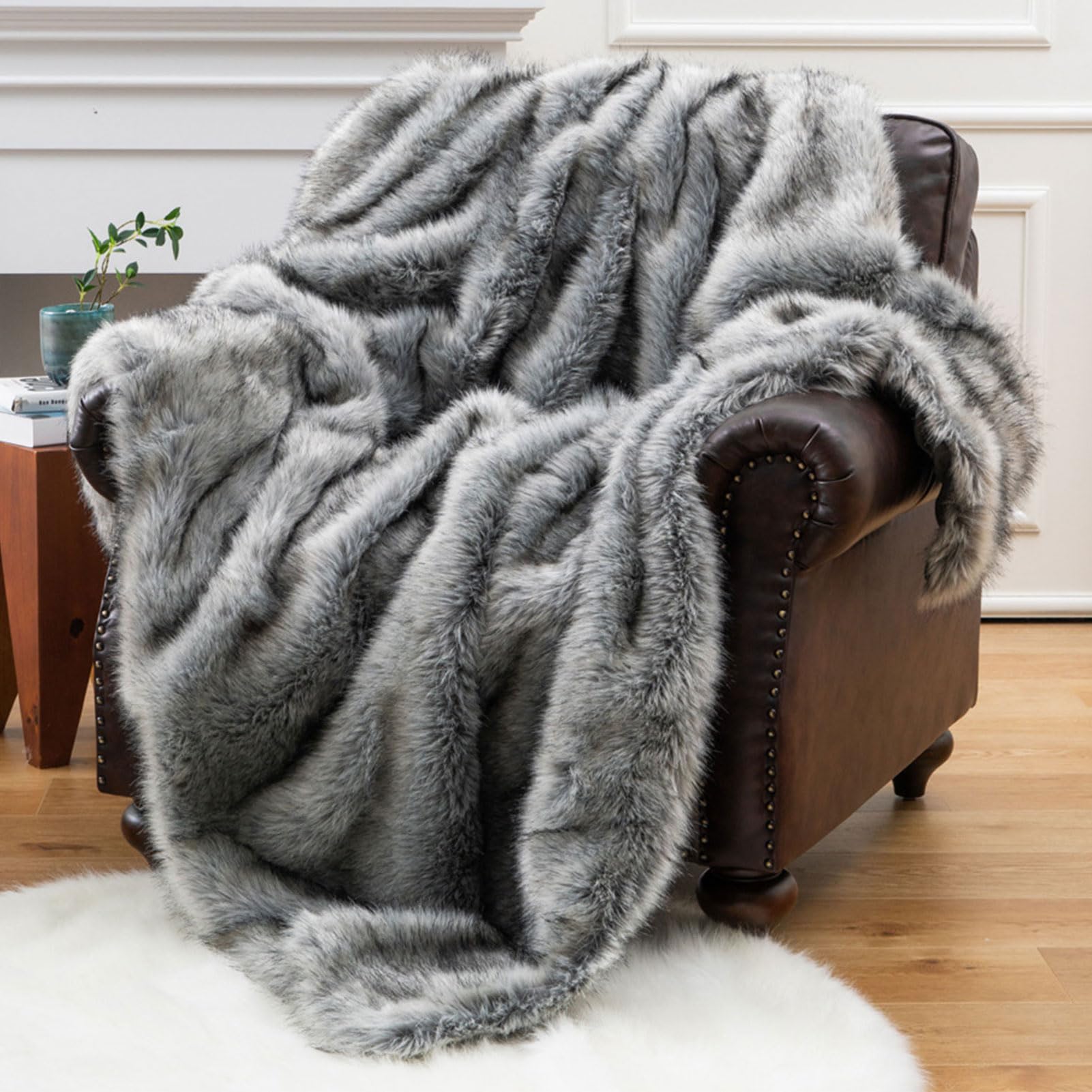 SUNMME Luxury Faux Fur Throw Blanket,Super Thick Long Fluff Fuzzy Blanket,Double-sided Design,Very Soft,comfortable And Warm,for Bed,Sofa,Couch Home Decor