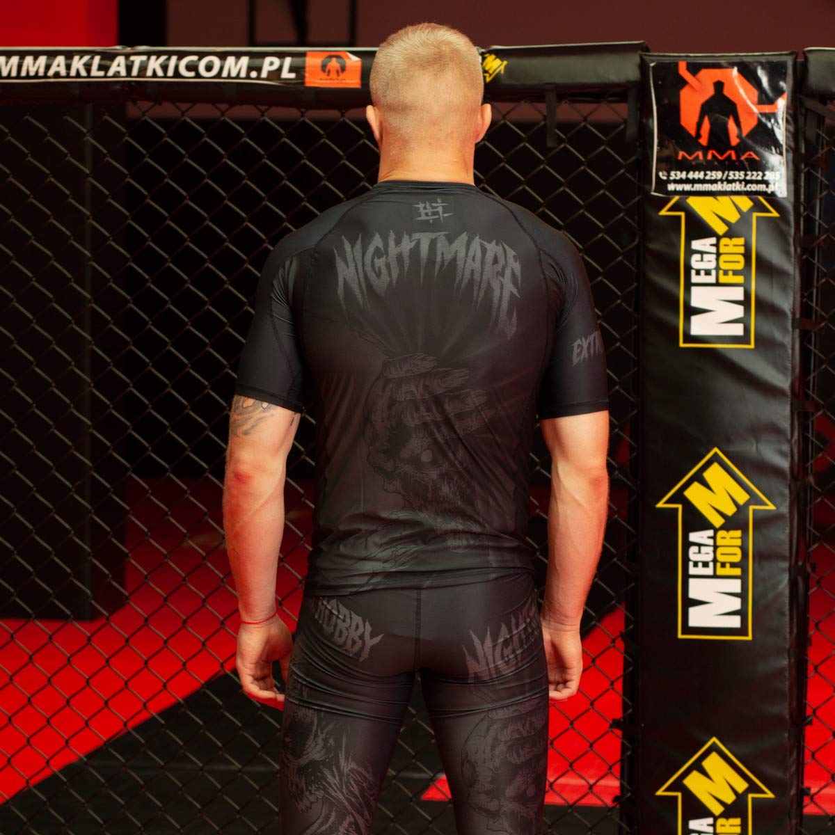 Kurzarm Rashguard, Herren-Sport-T-Shirt, Fitness-T-Shirt, Kompressionsshirt, Shortsleeve, Funktionsshirt Bodybuilding MMA Boxing