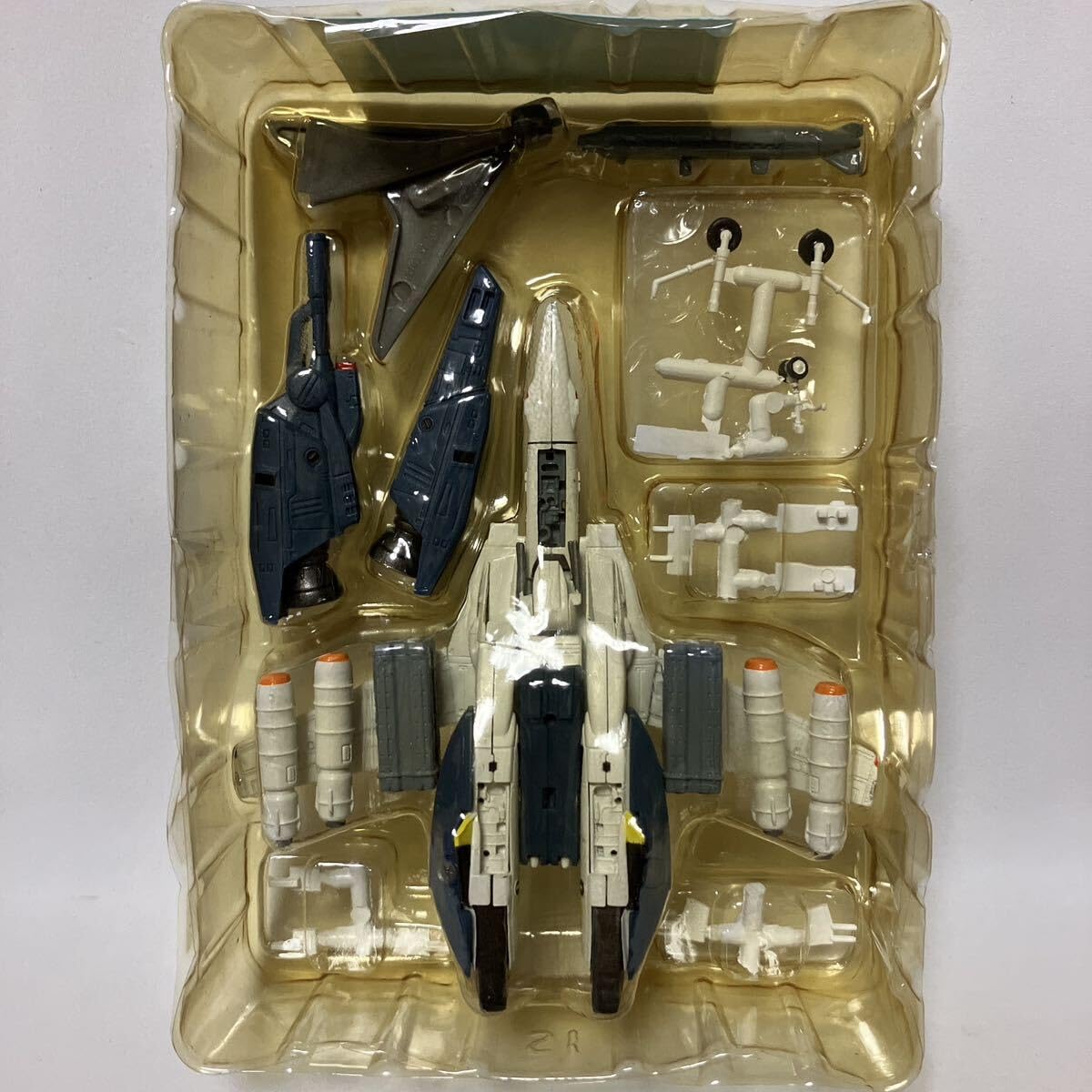 Amazon.co.jp: 1/144 VF-1S ロイ フォッカー機 TV版 #4 超時空要塞
