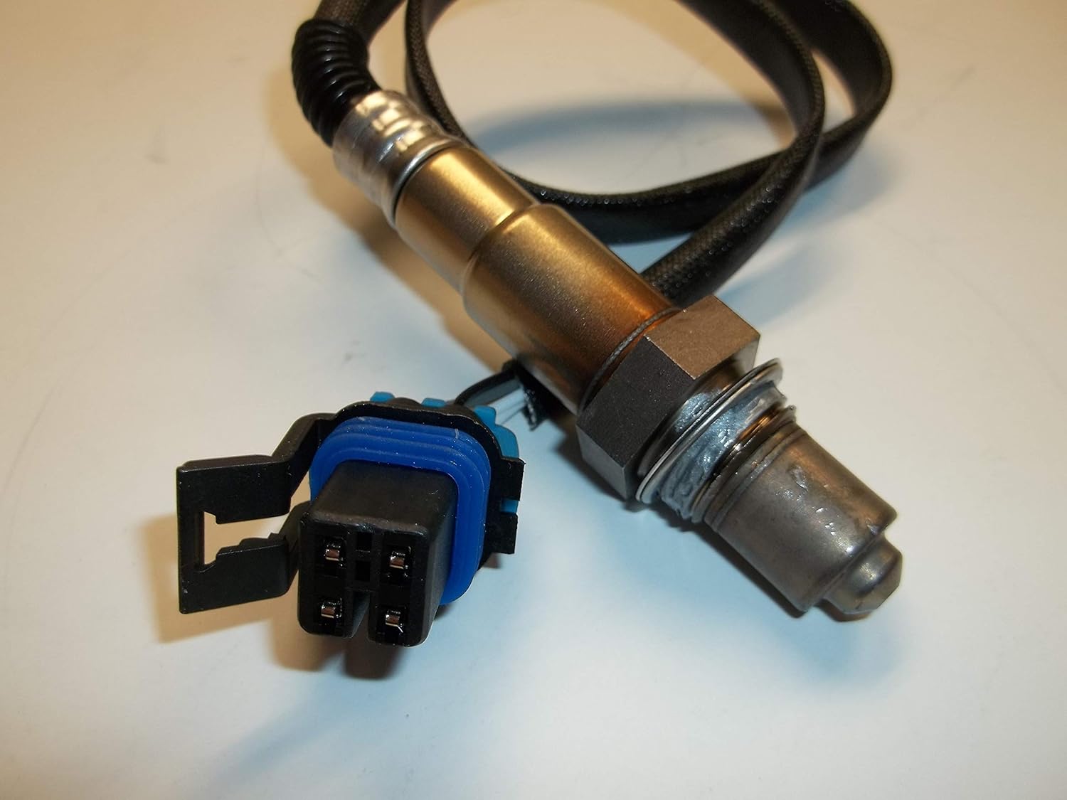 OXYGEN O2 LAMBDA SENSOR FOR MERCRUISER AND VOLVO PENTA 4.3, 4.5, 5.0, 5.7, 8.1, 8.2