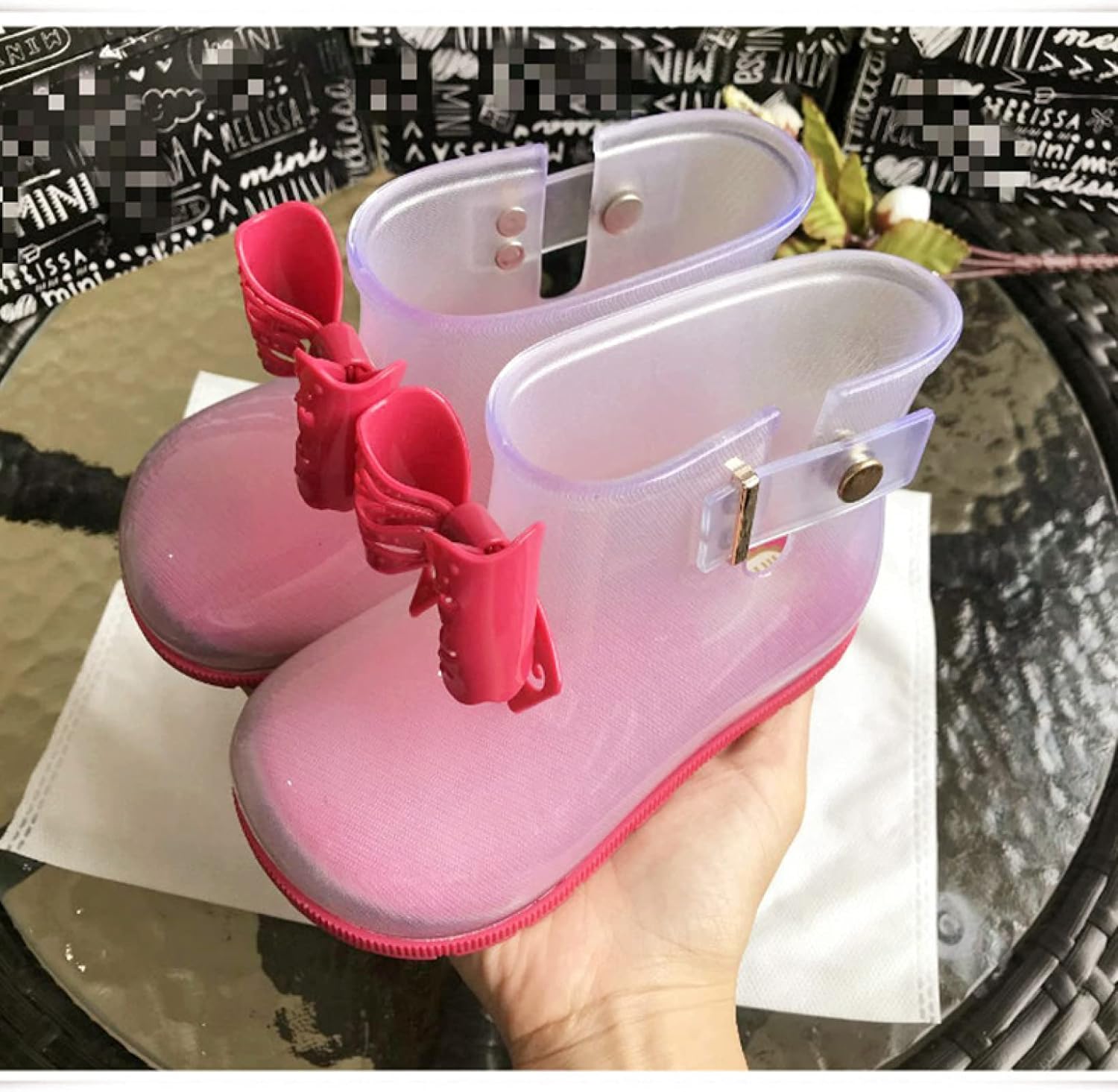 イノヤ レインブーツ キッズ 女の子 リボン おしゃれ 長靴 レインシューズ 雨靴 柔らかい こども 子供 子供用 通園 通学 雨雪対策 アウトドア 子供靴 雨の日 子供の日 贈り物 学生用ブーツ 正規品販売 イノヤ レインブーツ キッズ 女の子 リボン おしゃれ 長靴 レインシューズ 雨靴 柔らかい こども 子供 子供用 通園 通学 雨雪対策 アウトドア 子供靴 雨の日 子供の日 贈り物 学生用ブーツ 正規品販売