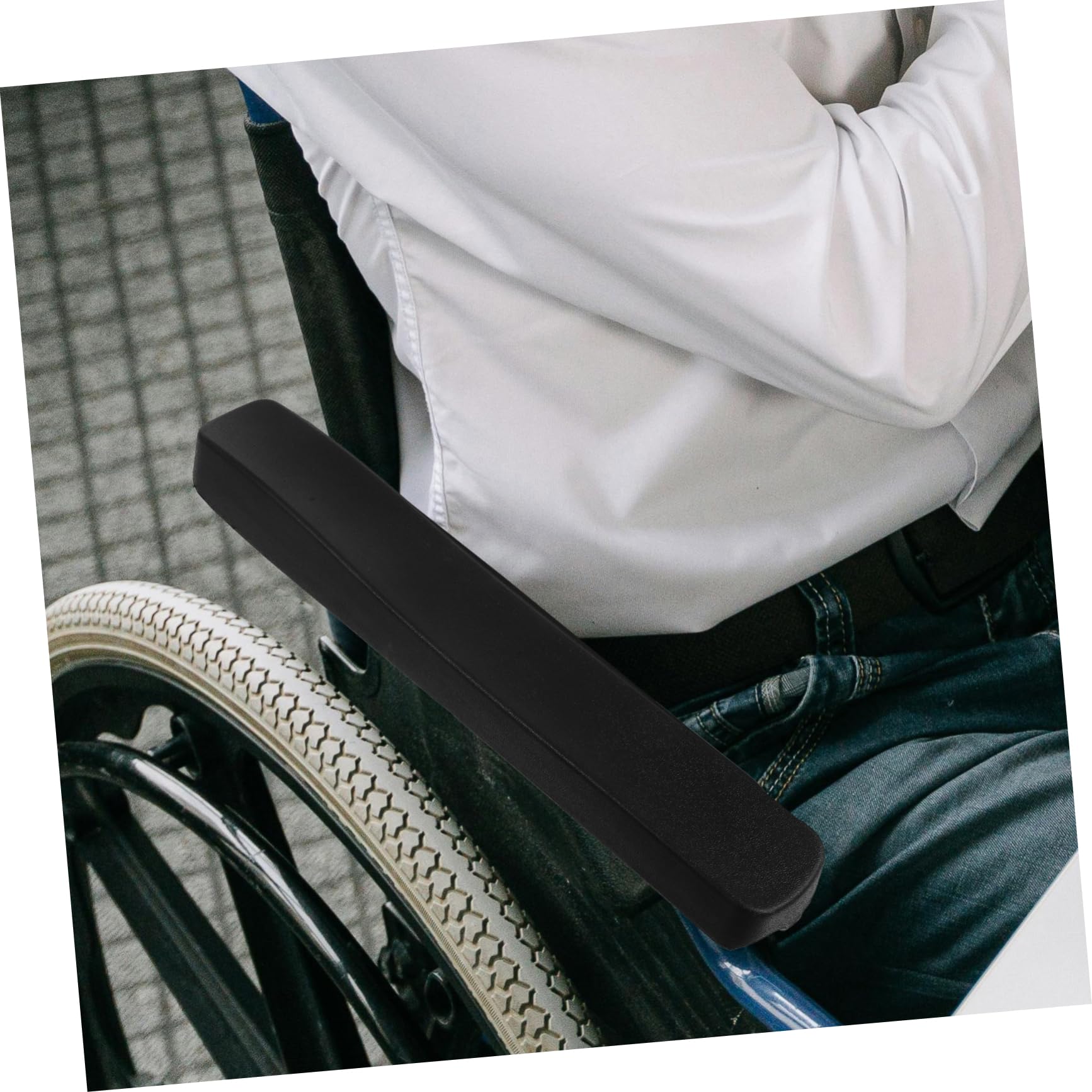 GARVALON Reposabrazos Par de Almohadillas Negras Silla de Ruedas Acolchado de Espuma Pu Superficie Resistente al Desgaste y Comodidad Excepcional para Accesorios de Silla de Ruedas