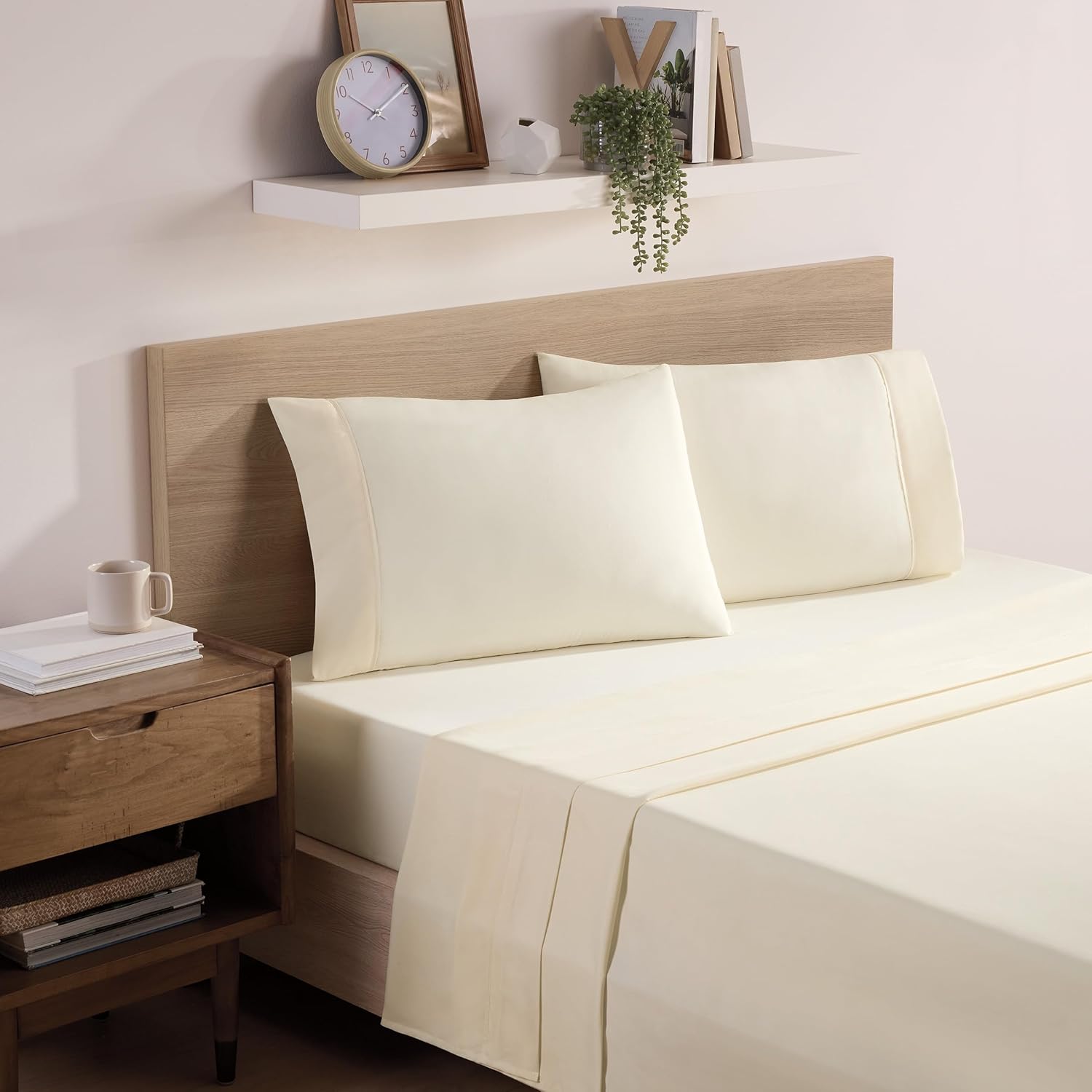 Ivory Hypoallergenic Microfiber Queen Pillowcases - Pack of 12