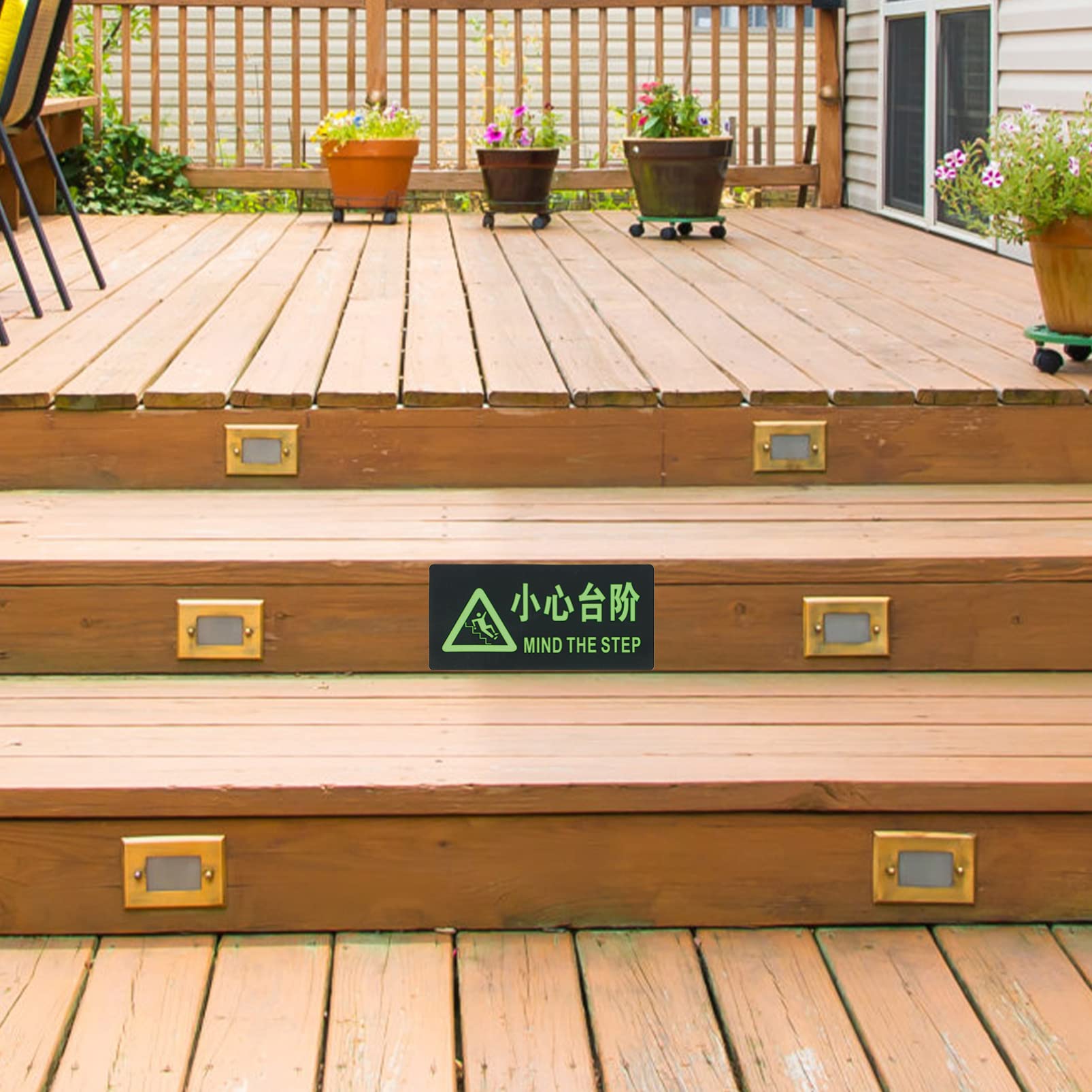 Happyyami 6 Pcs Fire luminous sign removable stickers green stickers bling stickers floor sticker Night Safe Sticker Exit Signs Stickers Plastic Direction Sticker Ground Guide Sticker man