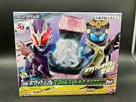 BANDAI - アマゾン限定 仮面ライダーリバイス DXホワイトレオ&amp;ケツァルコアトルスバイスタ Amazon | [バンダイ] 【Amazon.co.jp限定】仮面ライダーリバイス